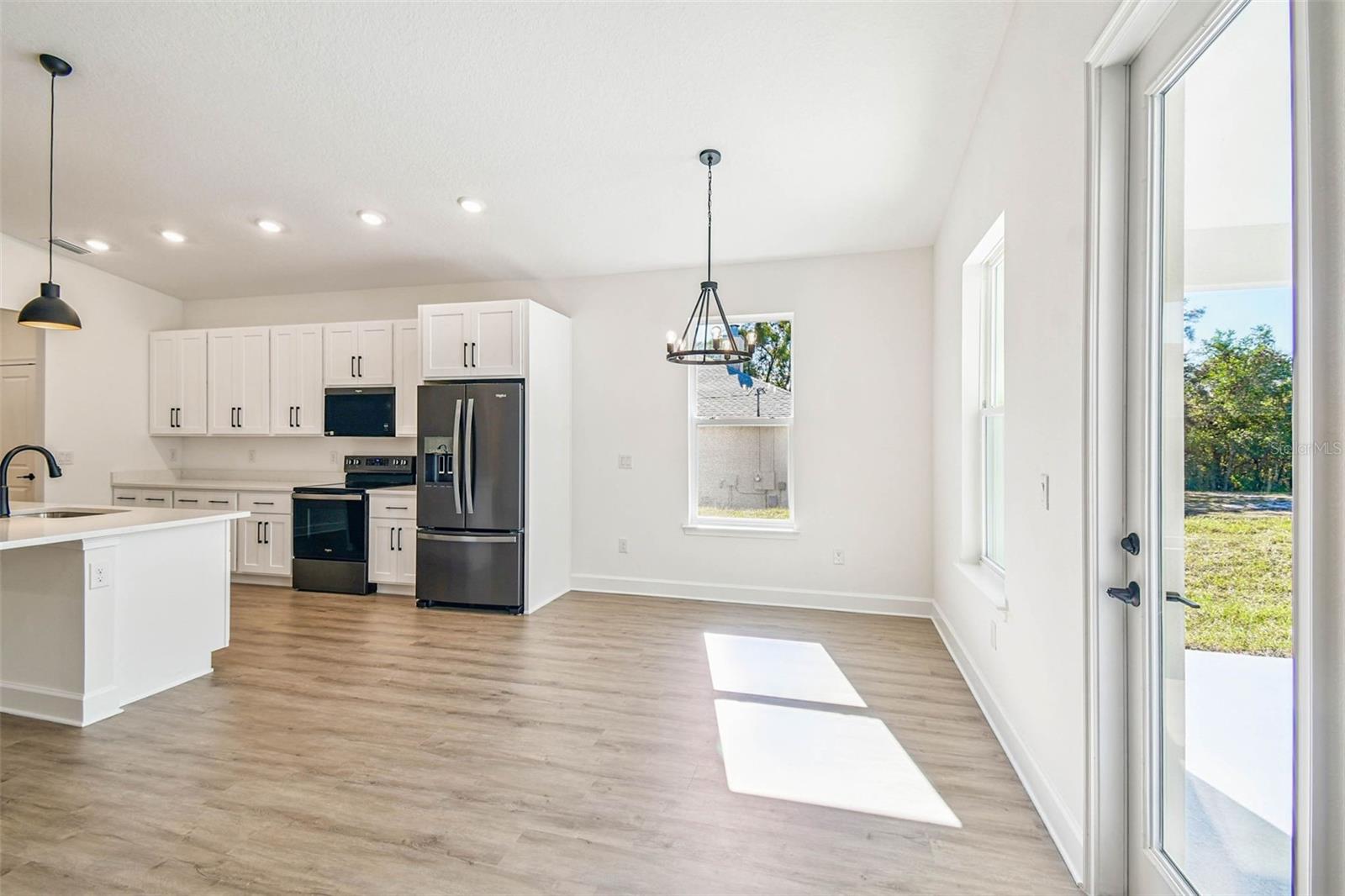 SPRING HILL - Residential