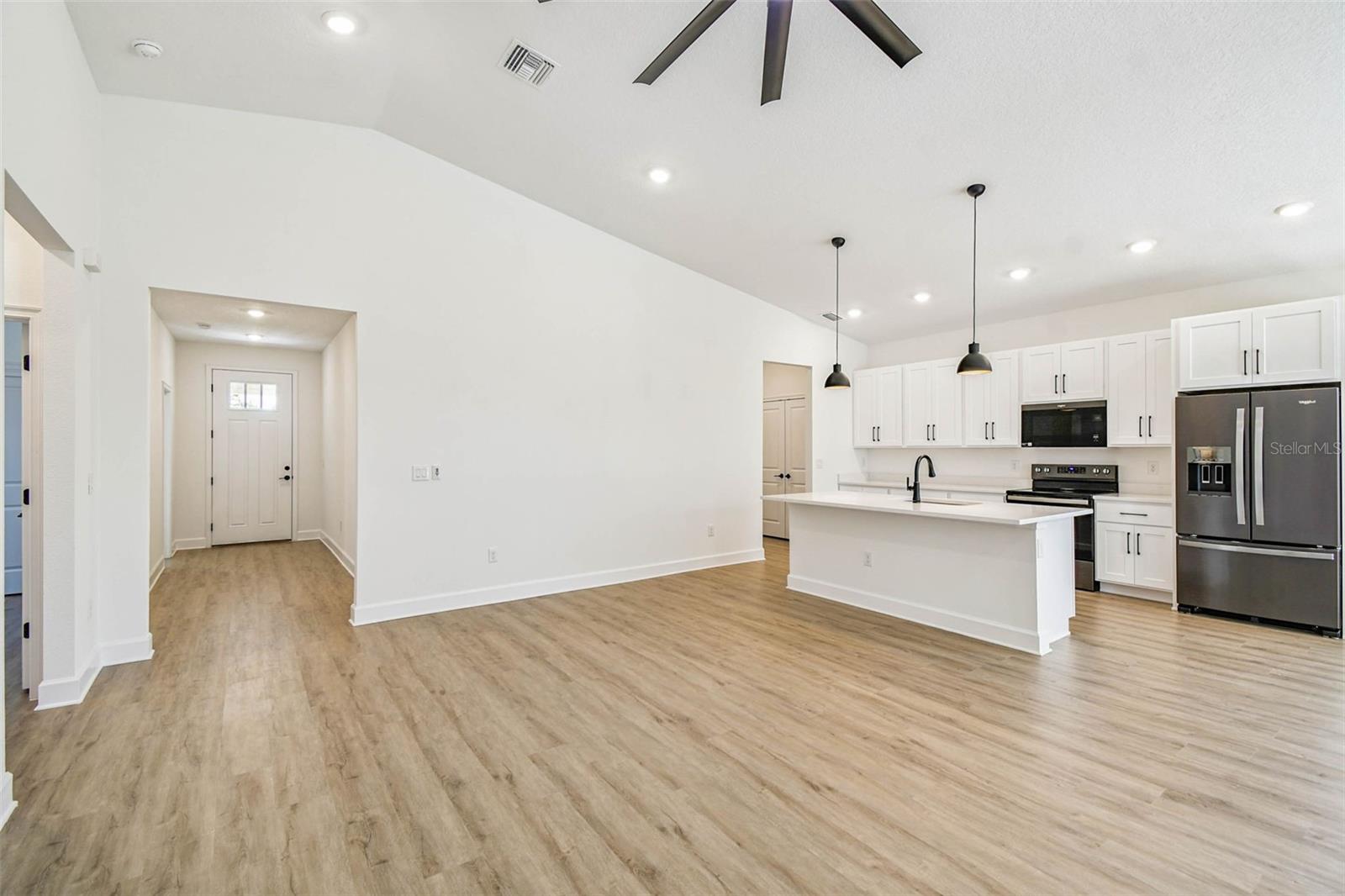 SPRING HILL - Residential