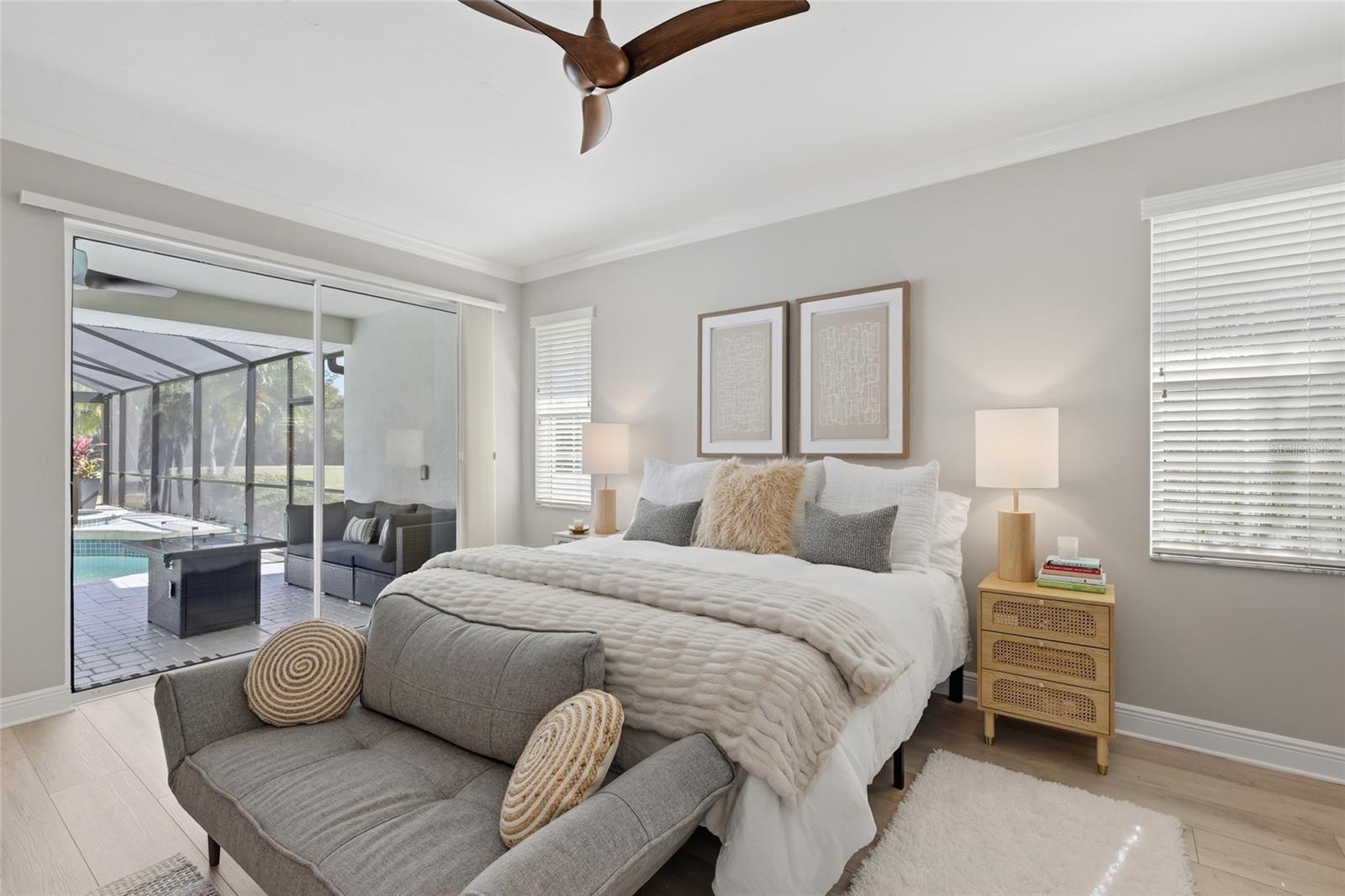 LINKS AT PALM-AIRE - Residential