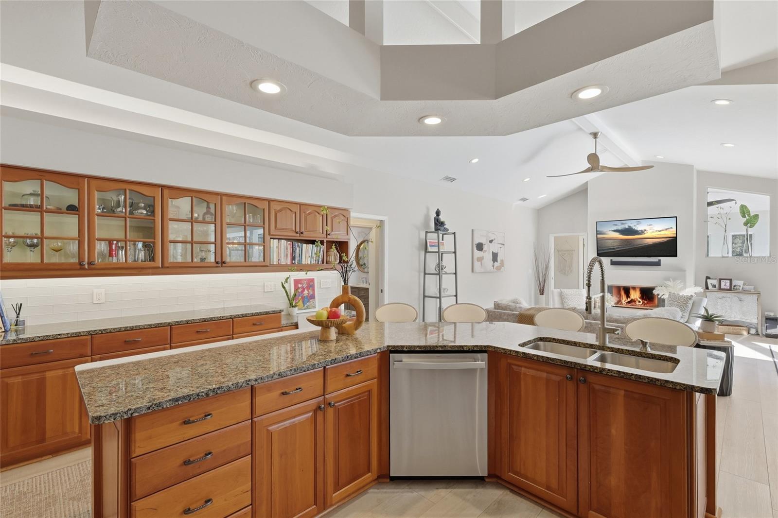 LINKS AT PALM-AIRE - Residential