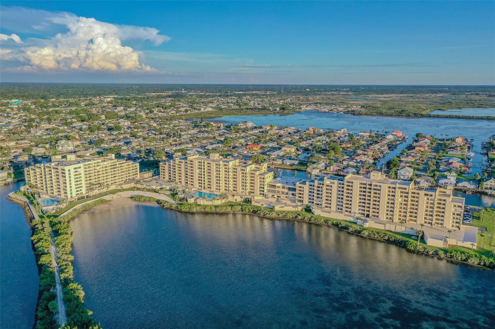 GULF ISLAND BEACH TENNIS - Residential