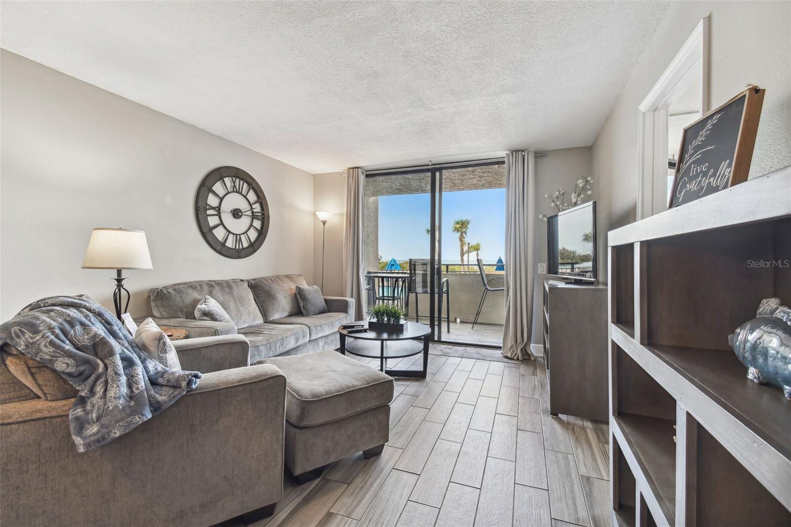 GULF ISLAND BEACH TENNIS - Residential