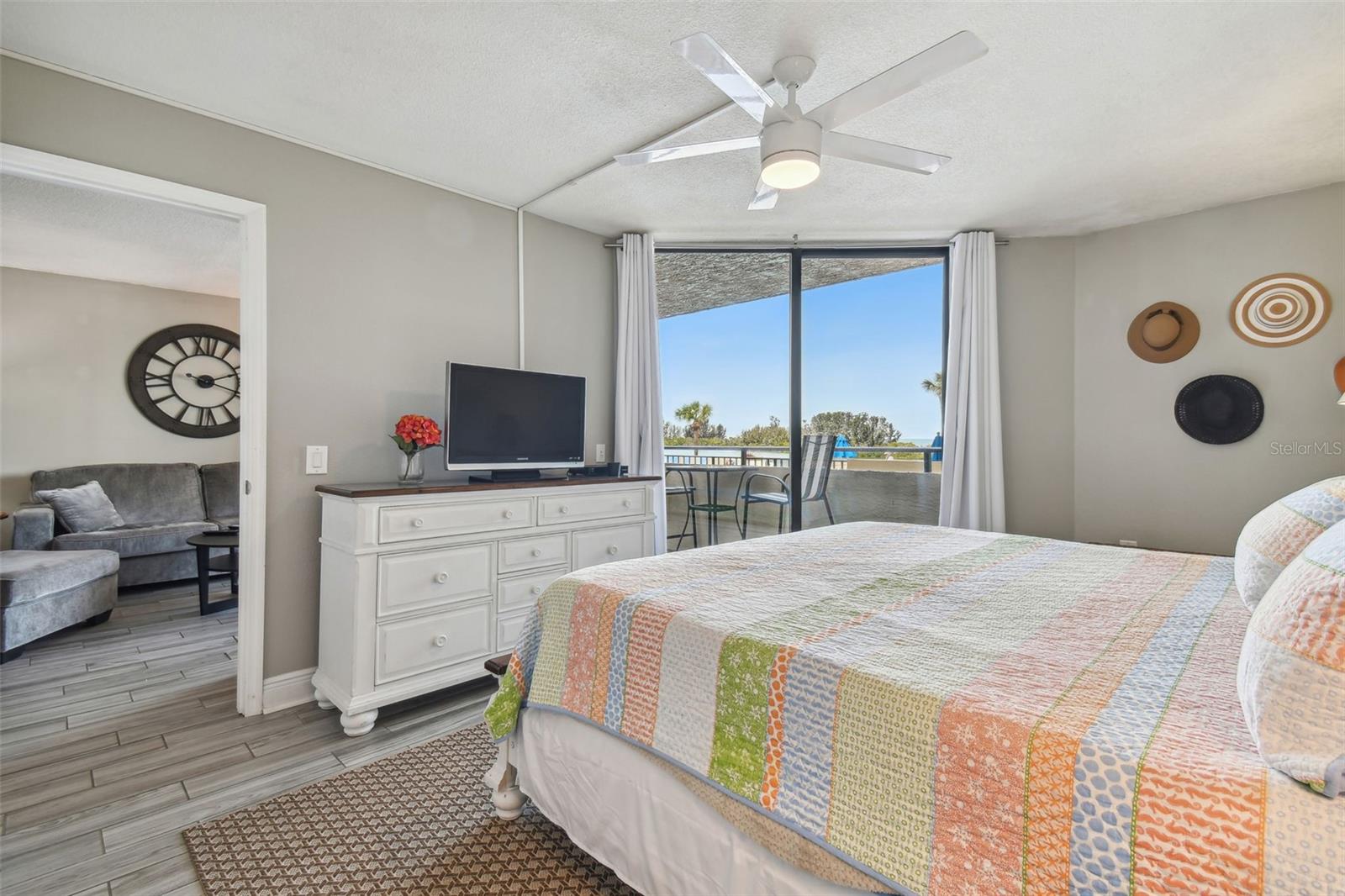 GULF ISLAND BEACH TENNIS - Residential