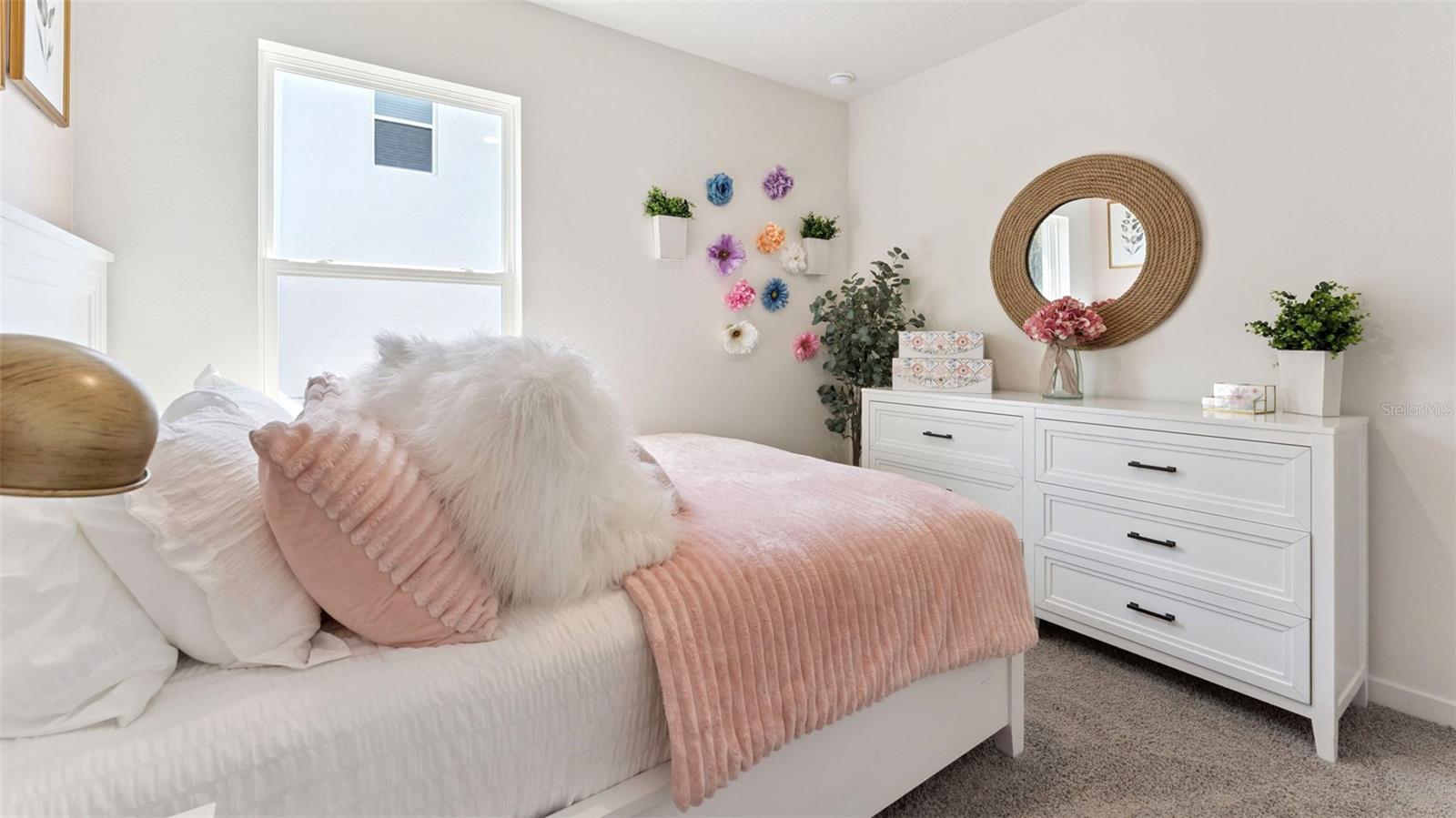 HARMONY WEST - Residential