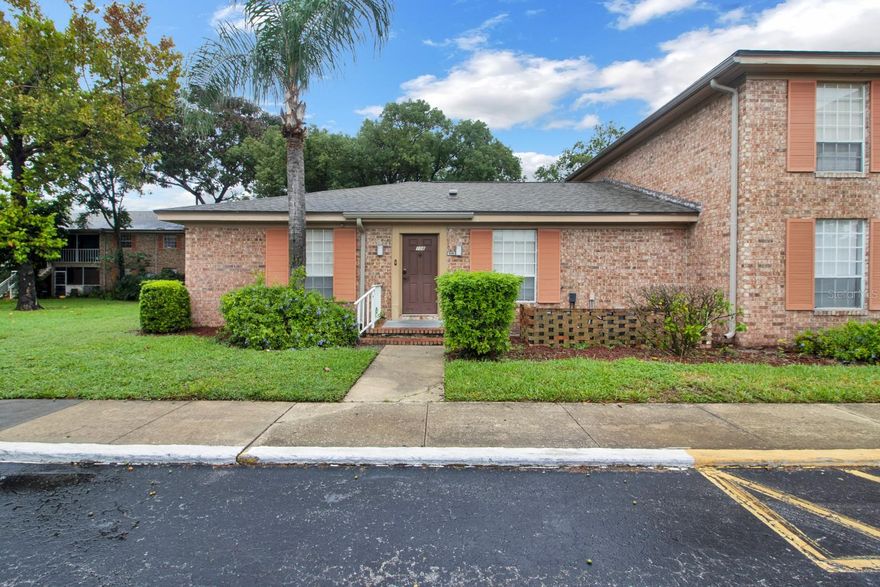GORGEOUS, SPACIOUS AND MOVE-IN READY! This Beautiful Home Is Offering 3 Bedrooms, 2 baths. The kitchen has been beautifully designed with new counter tops, cabinets and Stainless-Steel Appliances. Large master bedroom with walk-in closet. Beautiful, upgraded Bathroom. Ceramic title throughout. This community has 3 pools, fitness center, playground and laundry facilities. Conveniently and centrally located, Walk to Publix, Starbucks, and all shops in Casselberry Commons Shopping Plaza next door. Close to major highways (436, 408), 5-min drive to Winter Park, 7 mins to Full Sail, 15 mins to UCF, 20 mins to Downtown Orlando