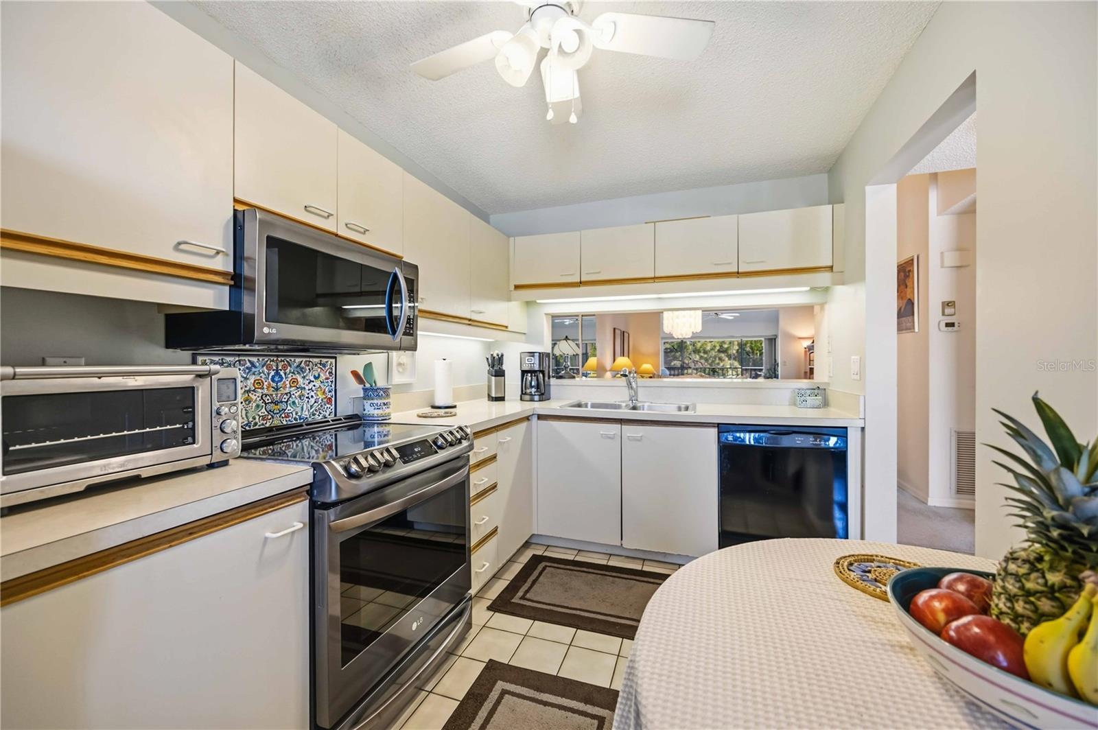 ASHTON LAKES 08 - Residential