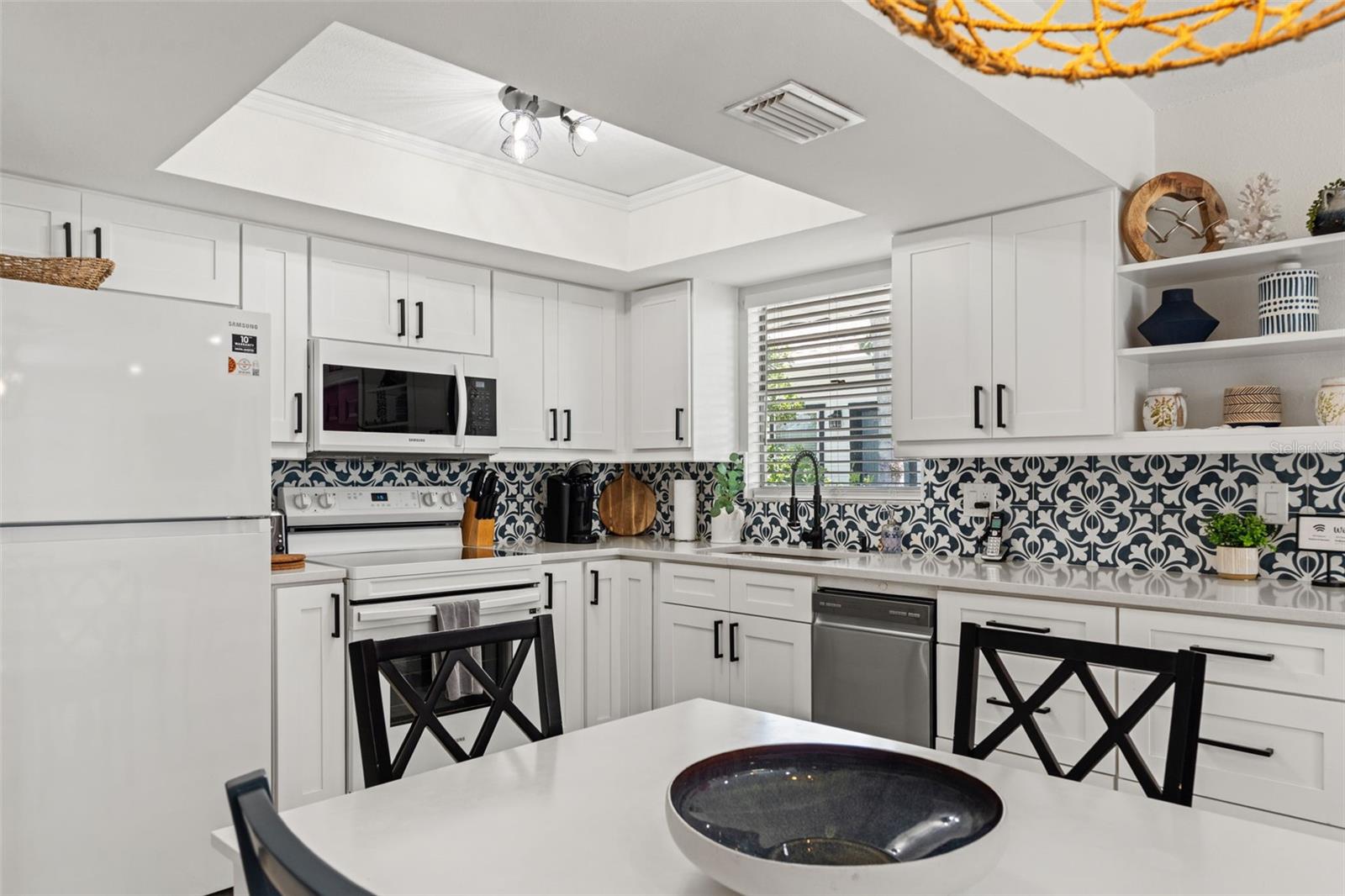 EDGEMERE - Residential