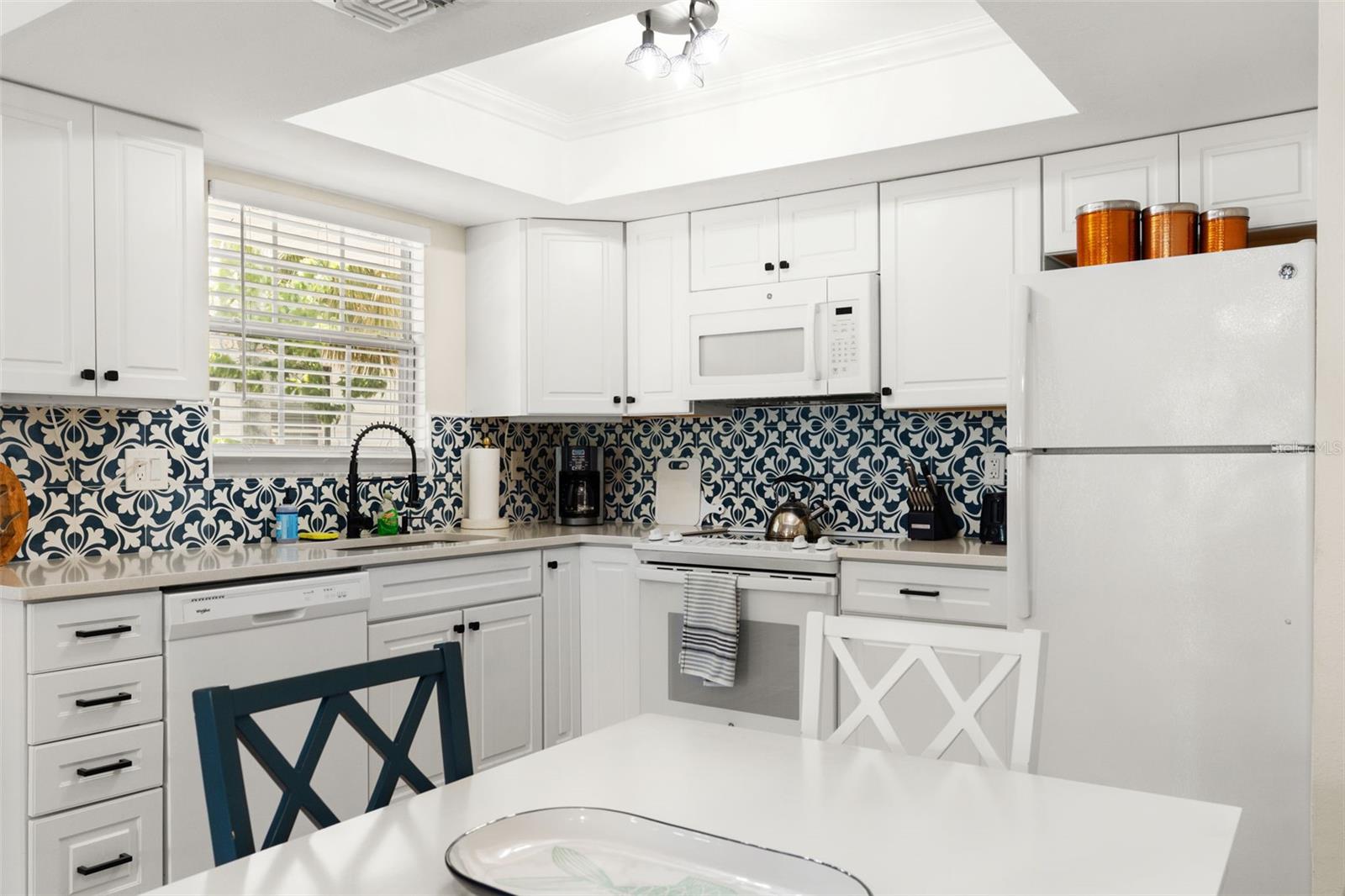 EDGEMERE - Residential
