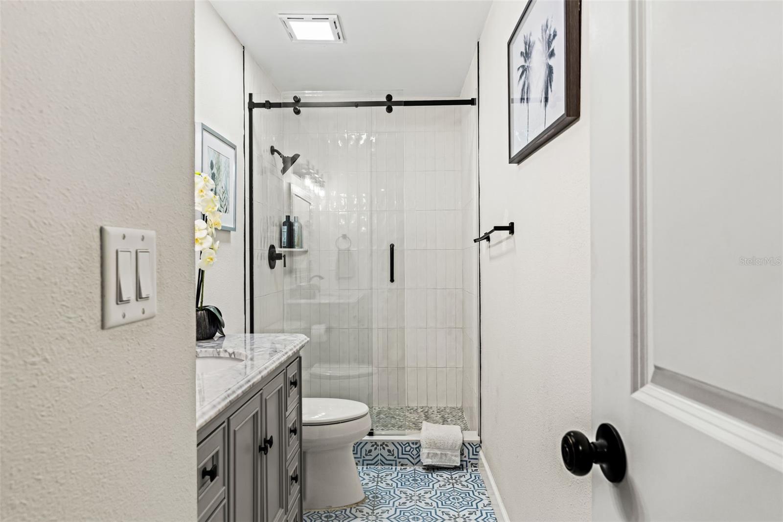 EDGEMERE - Residential
