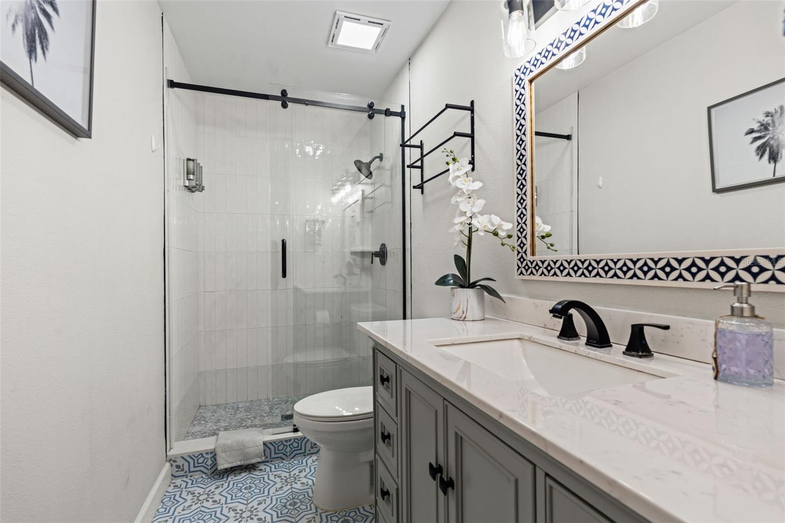 EDGEMERE - Residential