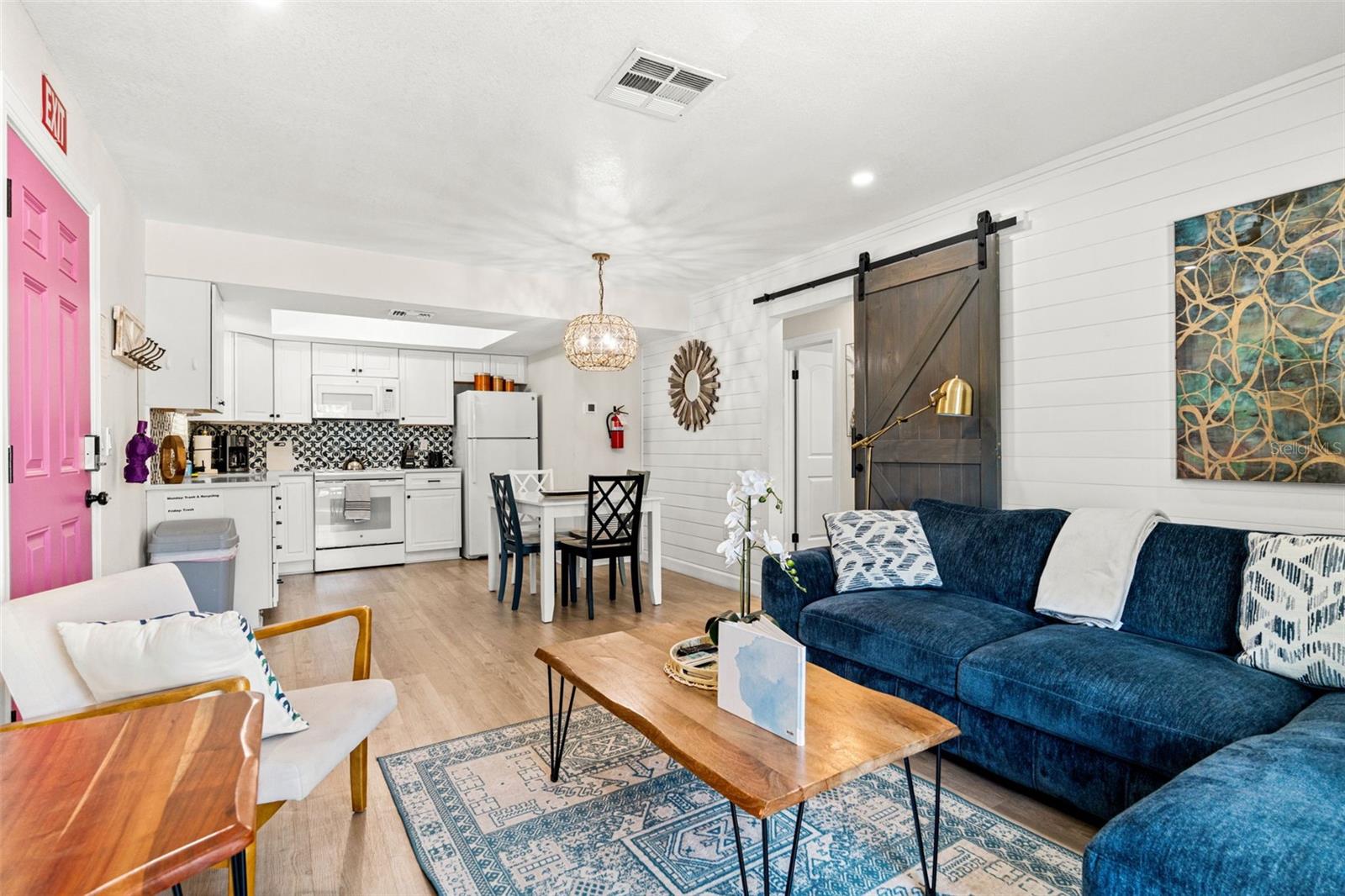 EDGEMERE - Residential