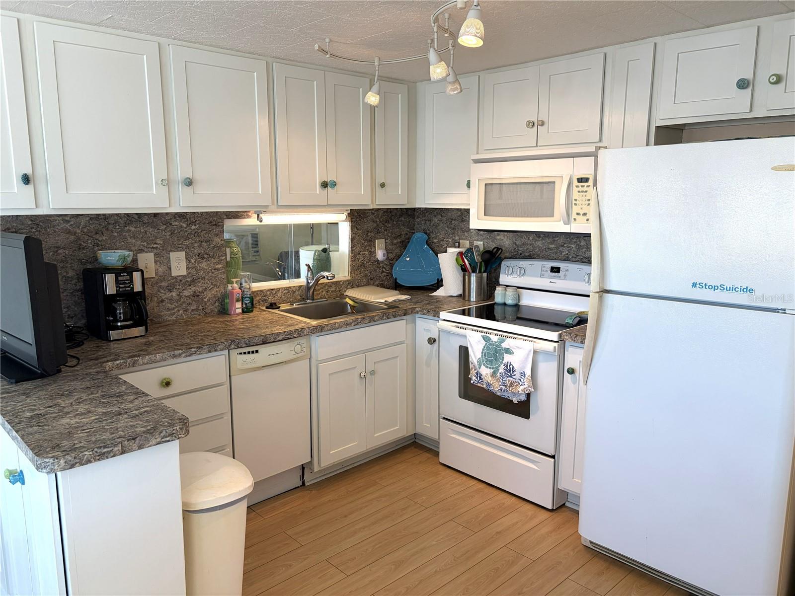 TRI-PAR ESTATES - Residential