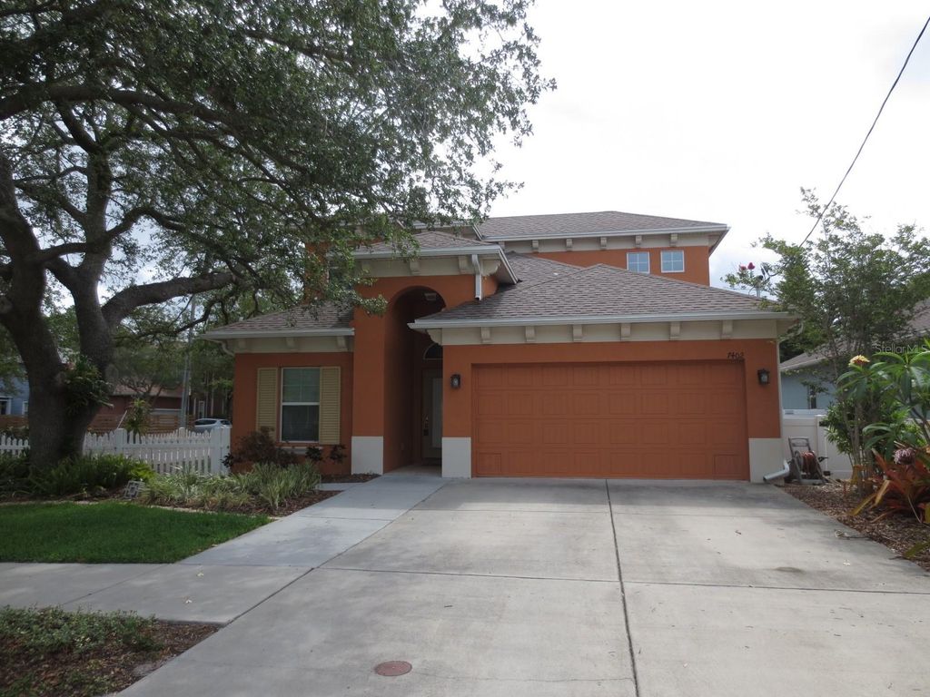 Photo of 7402 S Fitzgerald Street, Tampa, FL 33616 (MLS # TB8469152)