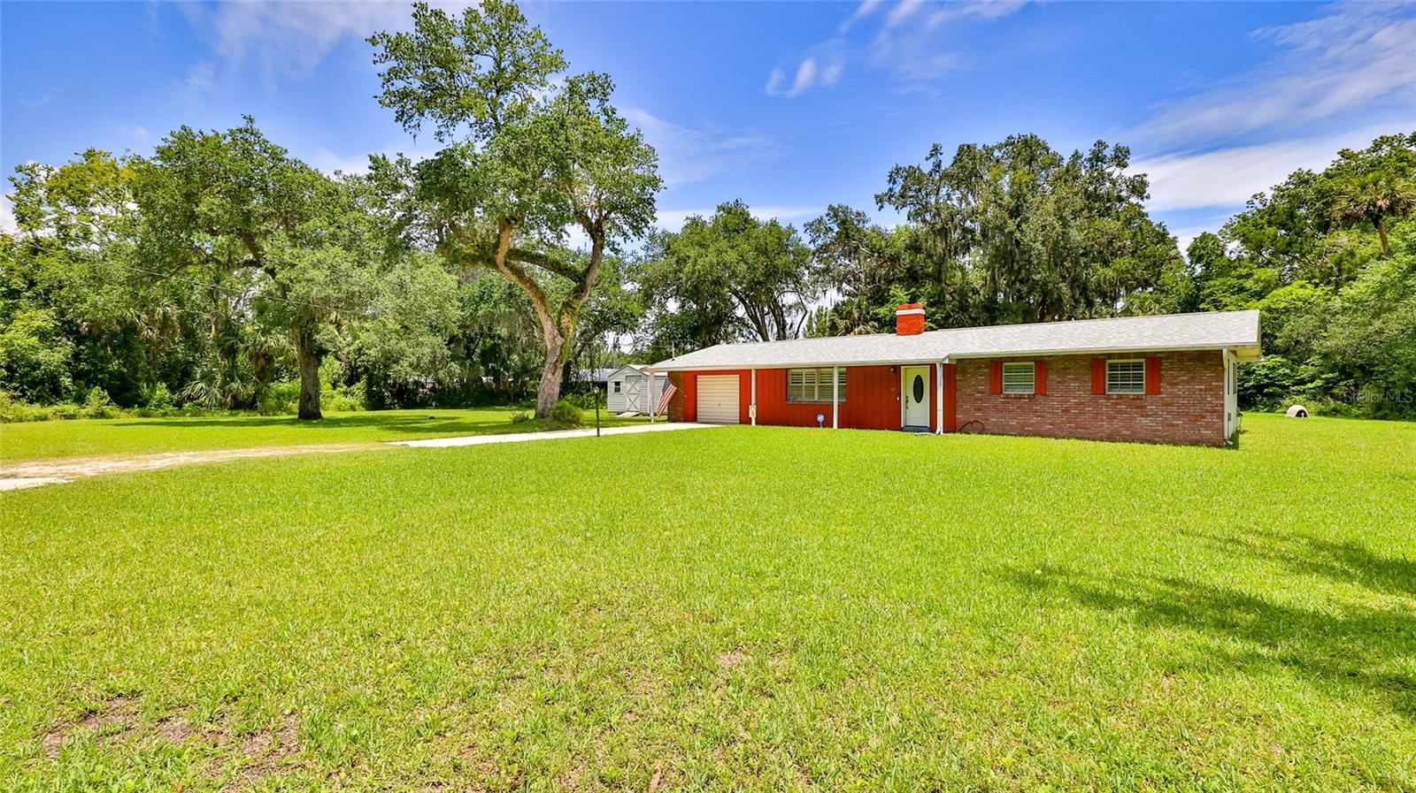 585 CORBIN PARK ROAD