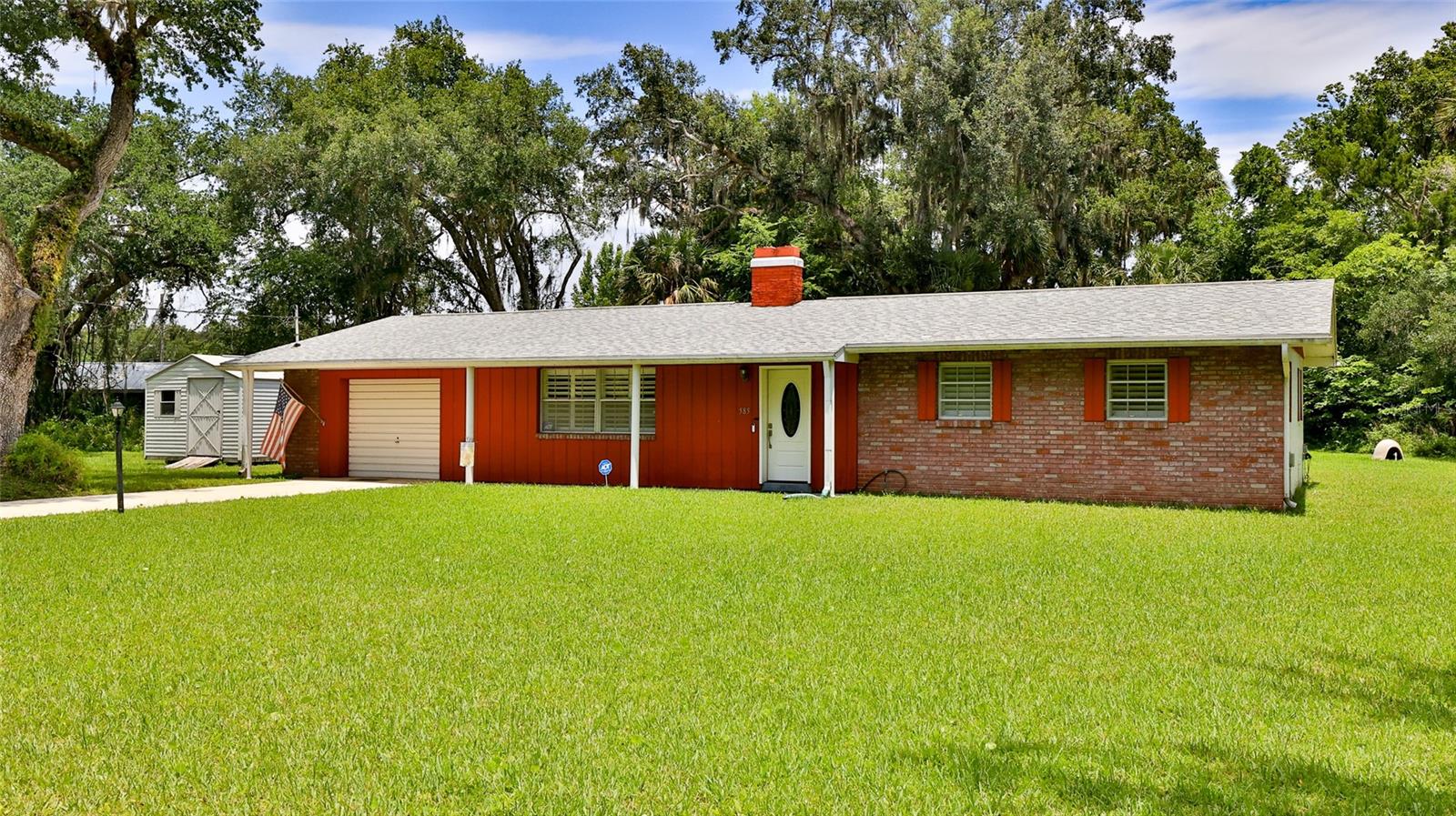 585 CORBIN PARK ROAD