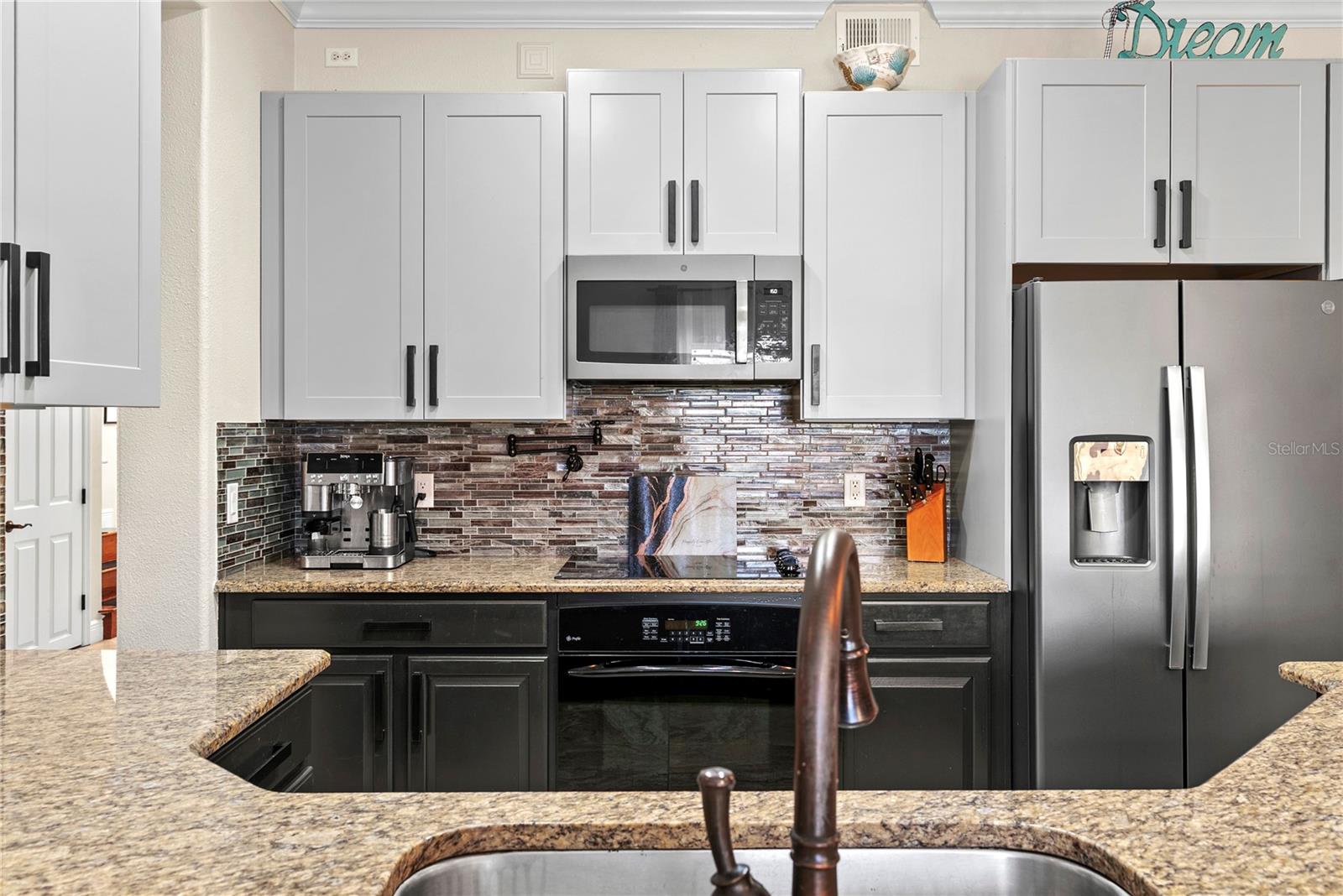 STONEYBROOK WEST - Residential