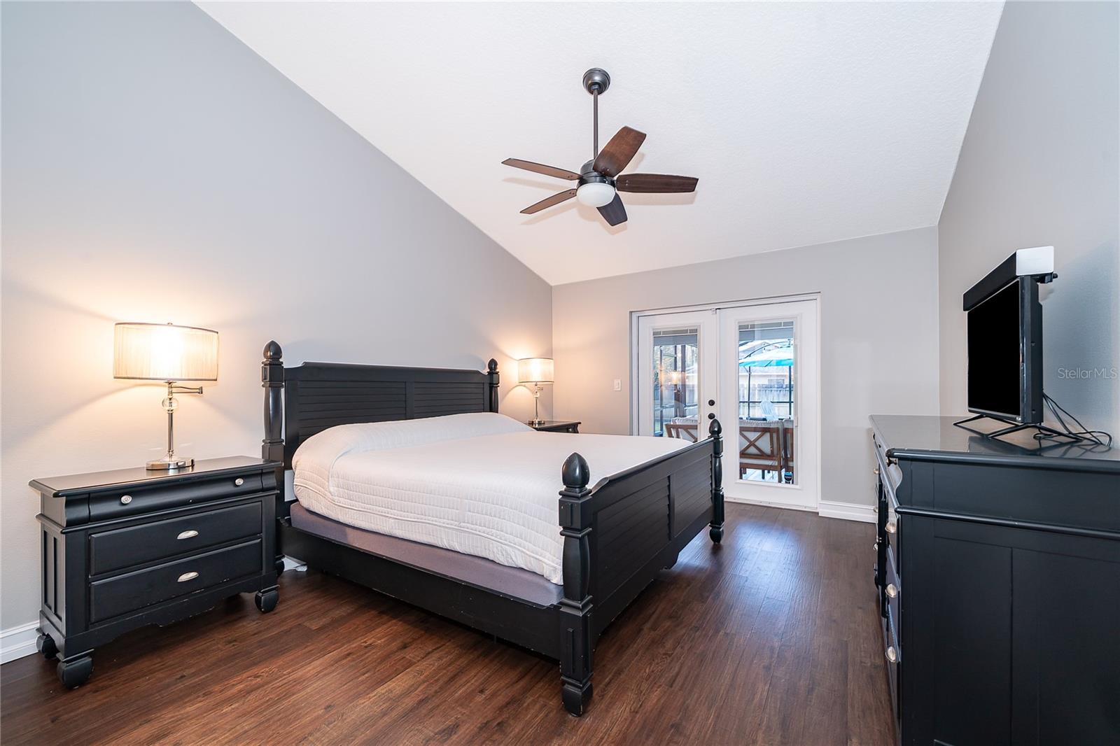 REGAL OAK SHORES UNIT 8 - Residential