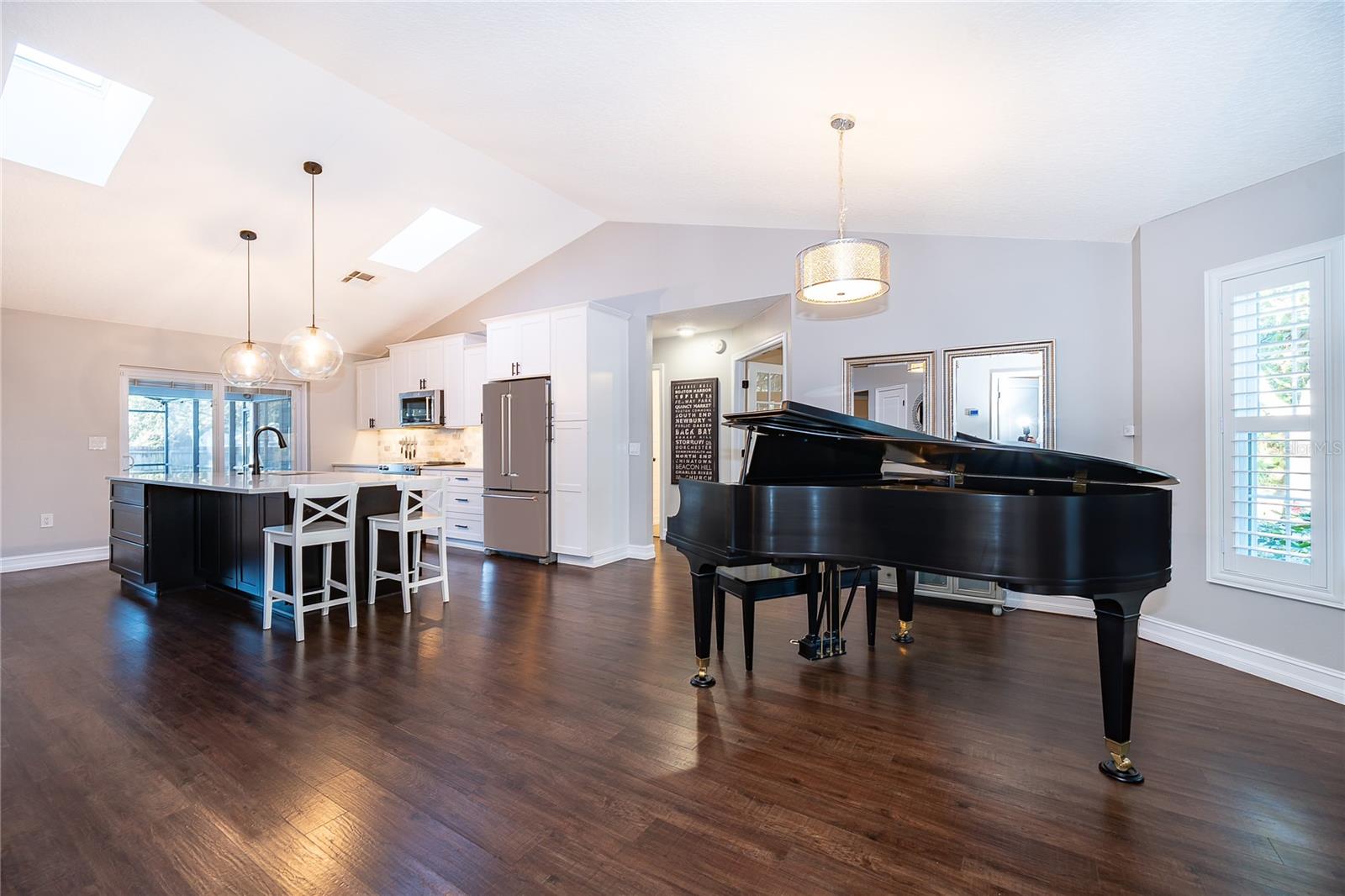 REGAL OAK SHORES UNIT 8 - Residential