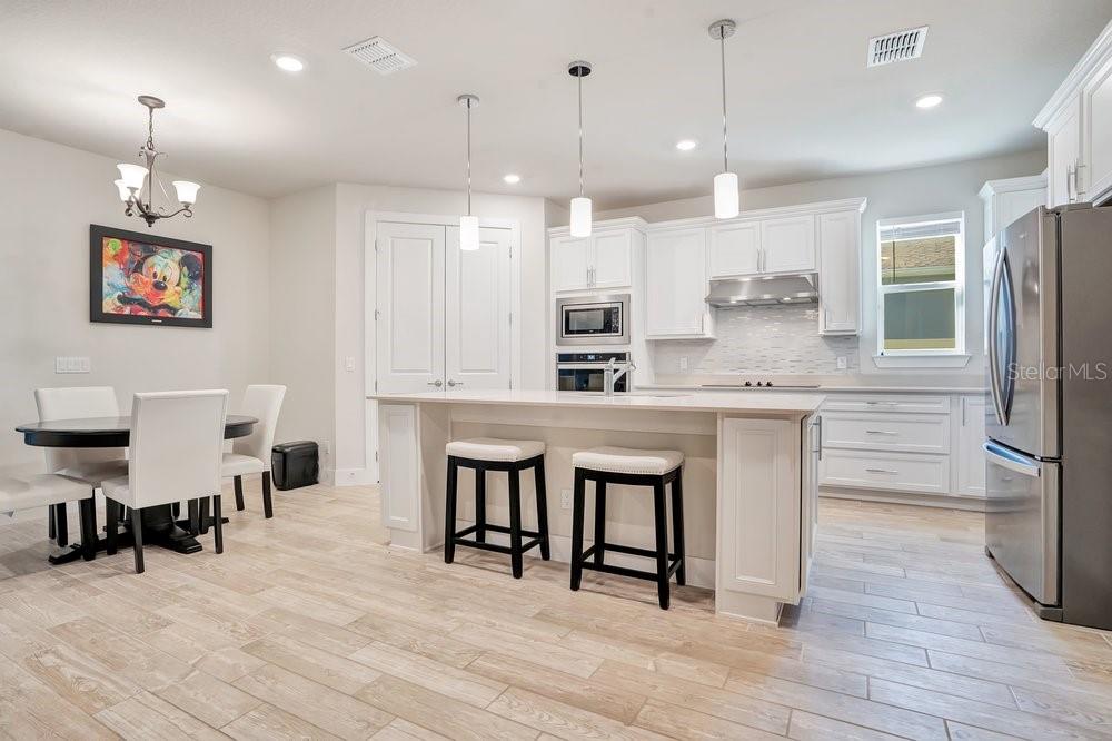 704 FOX EDGE COURT