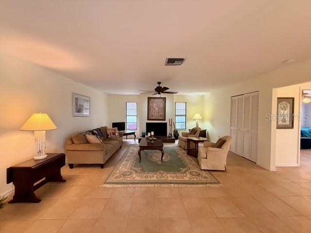 PUNTA GORDA ISLES SEC 04 - Residential Lease