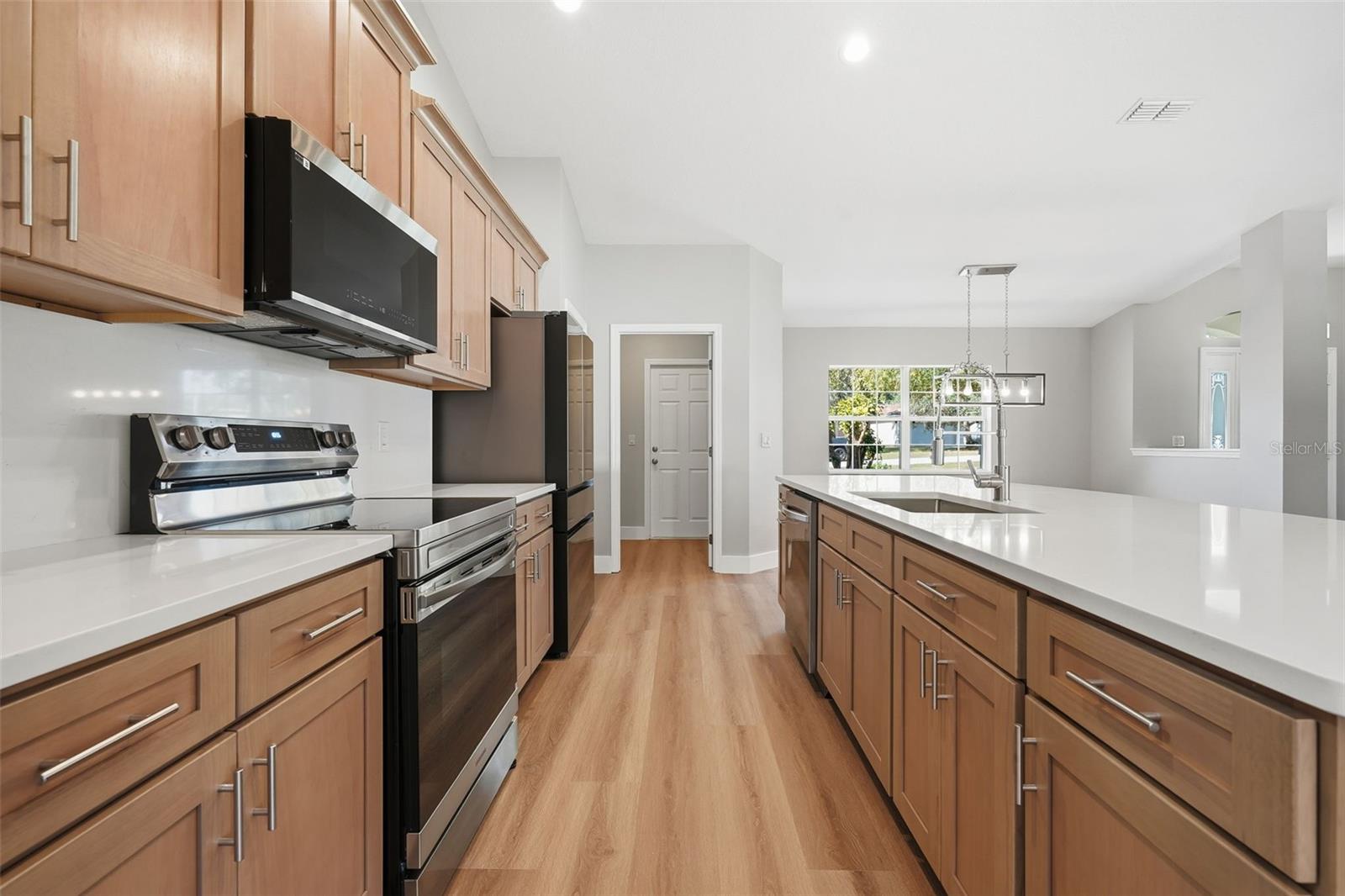 KINGSLAND COUNTRY ESTATE - Residential