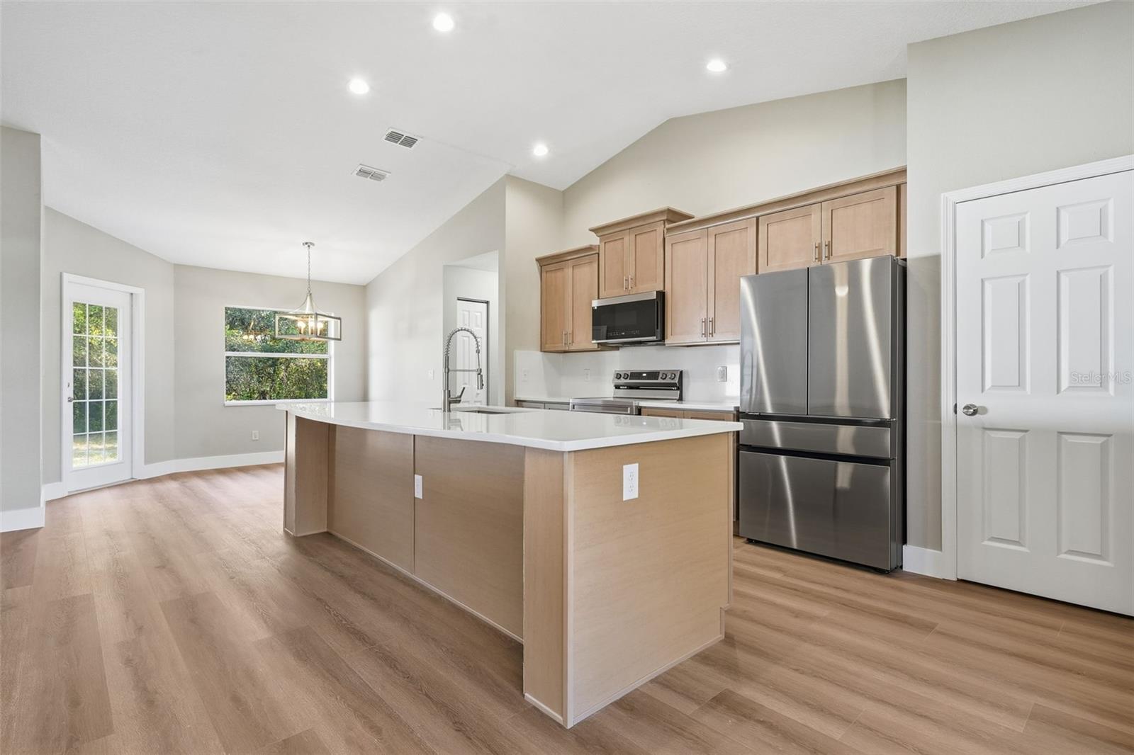 KINGSLAND COUNTRY ESTATE - Residential