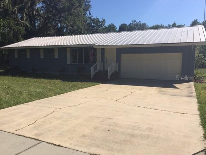 THIS IS A PERFECT FLIPPER HOME ON 1/2 ACRE  IT HAS ROOM FOR YOUR BOAT OR RV AND HAS NO H.O.A. 
IT IS IN AREA WHERE NEW HOMES HAS SOLD IN LAST TWO YEARS FROM $349,000 TO OVER $500,000.IT HAS WOOD FLOORS AND A METAL ROOF. SOME WALLS AND FLOORING HAVE BEEN REMOVED. NEEDS NEW CENTRAL AIR AND HEAT, PLUMBING, ELECTRICAL, AND ETC. ;Water: City
