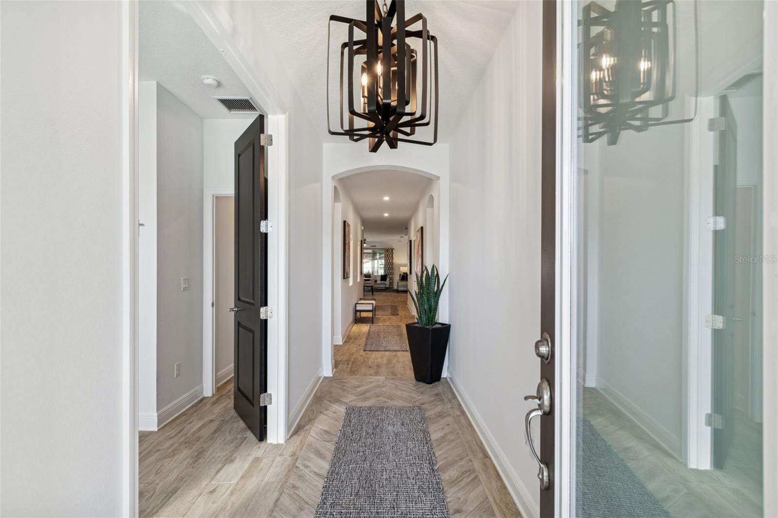 INTERBAY - Residential