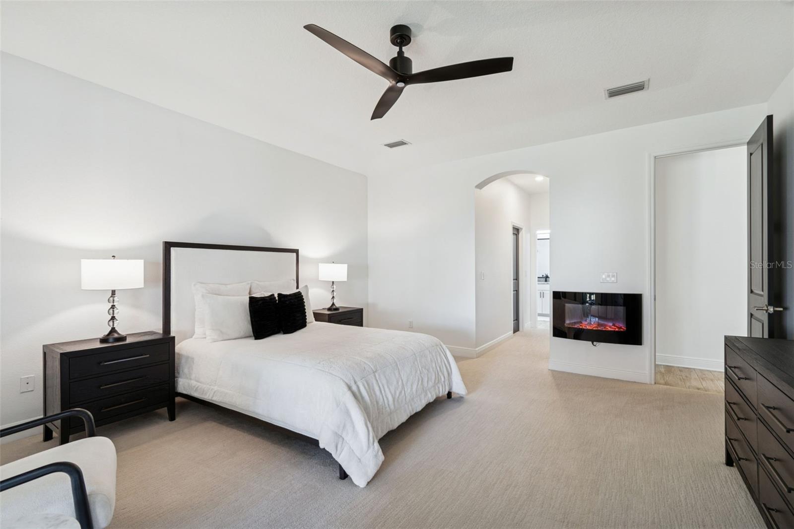 INTERBAY - Residential