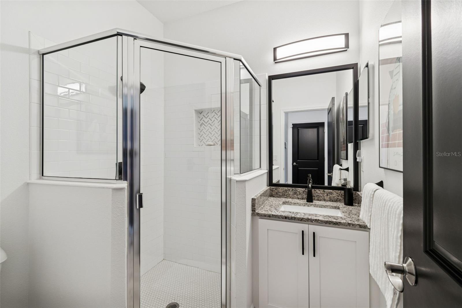 INTERBAY - Residential