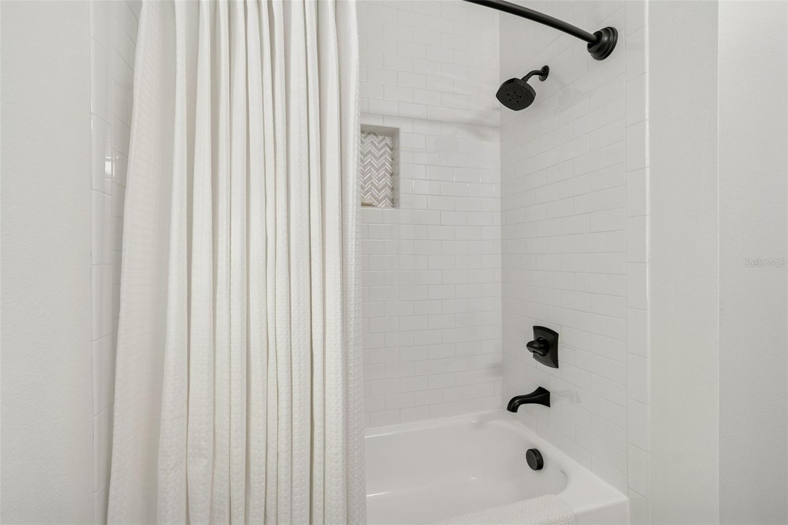 INTERBAY - Residential