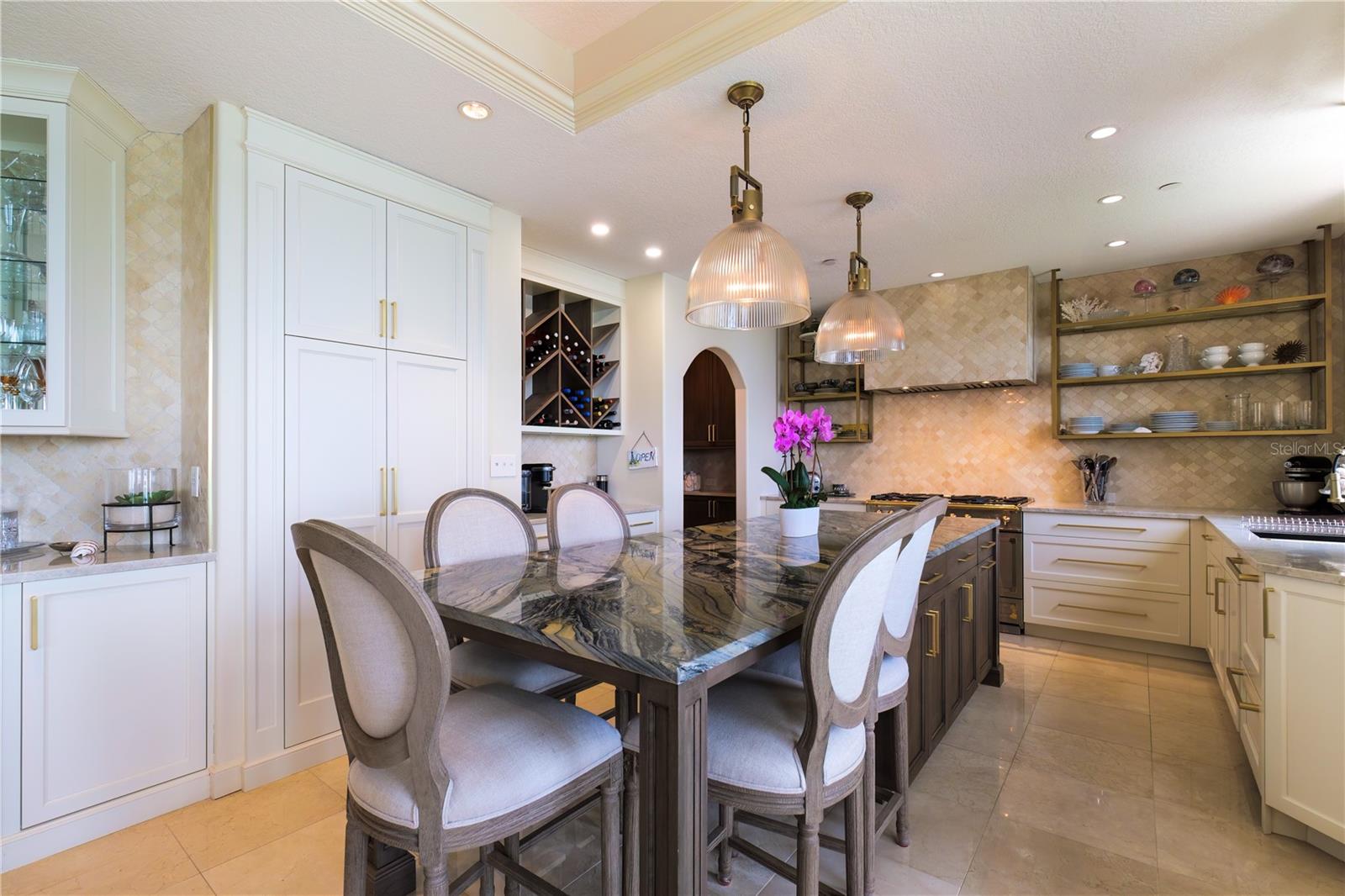 THE GRANDE RIVIERA - Residential