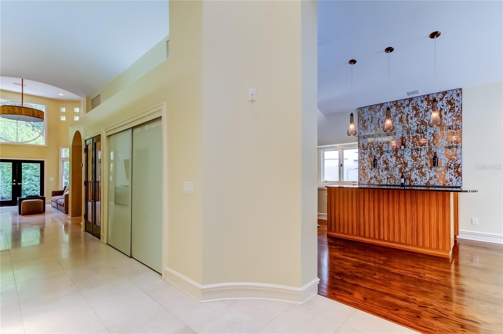 ISLAND HOMES - Residential Lease