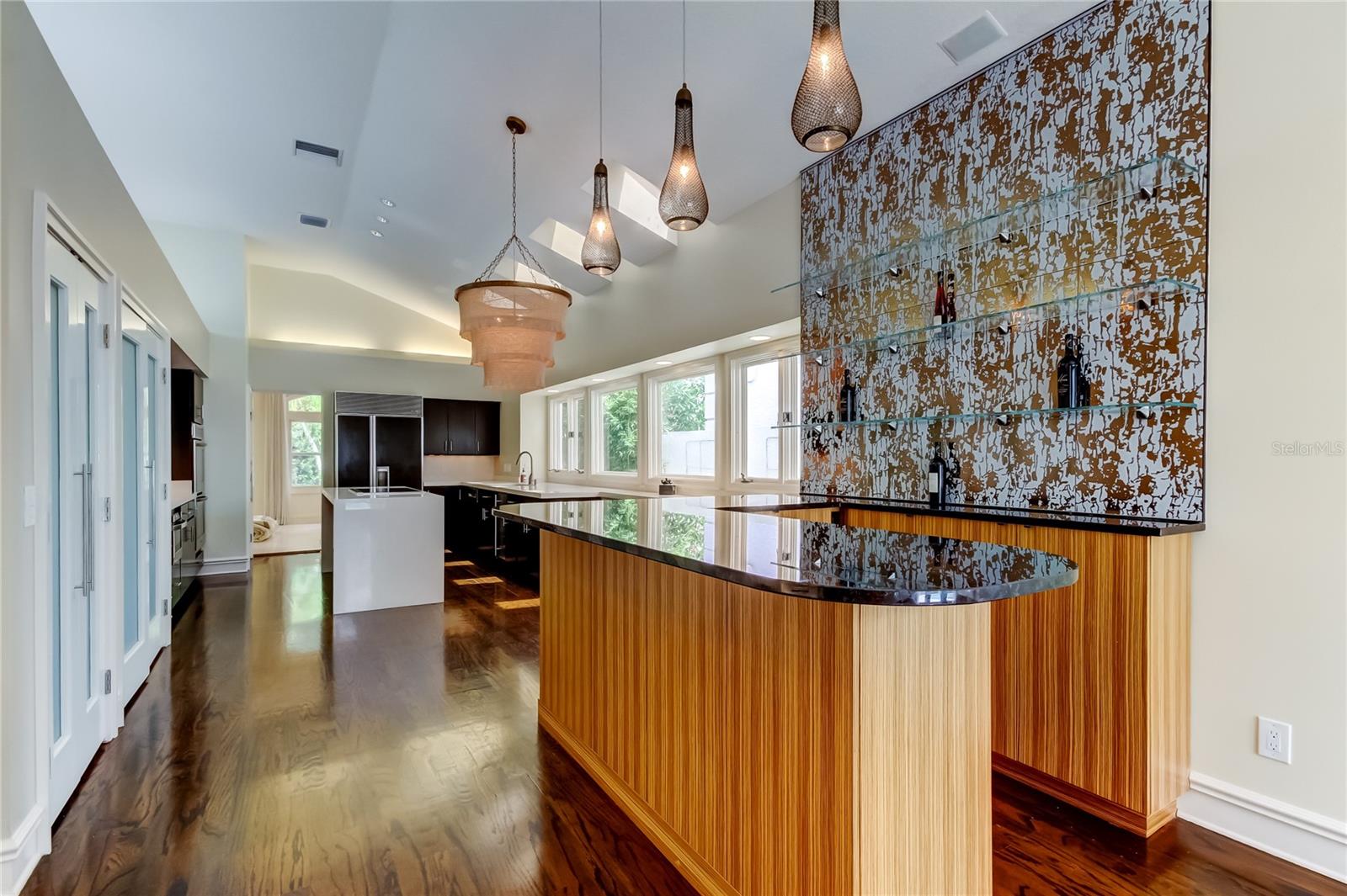 ISLAND HOMES - Residential Lease