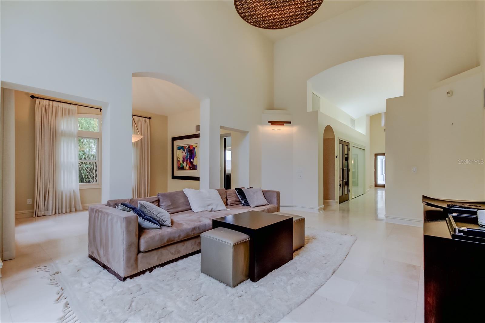 ISLAND HOMES - Residential Lease