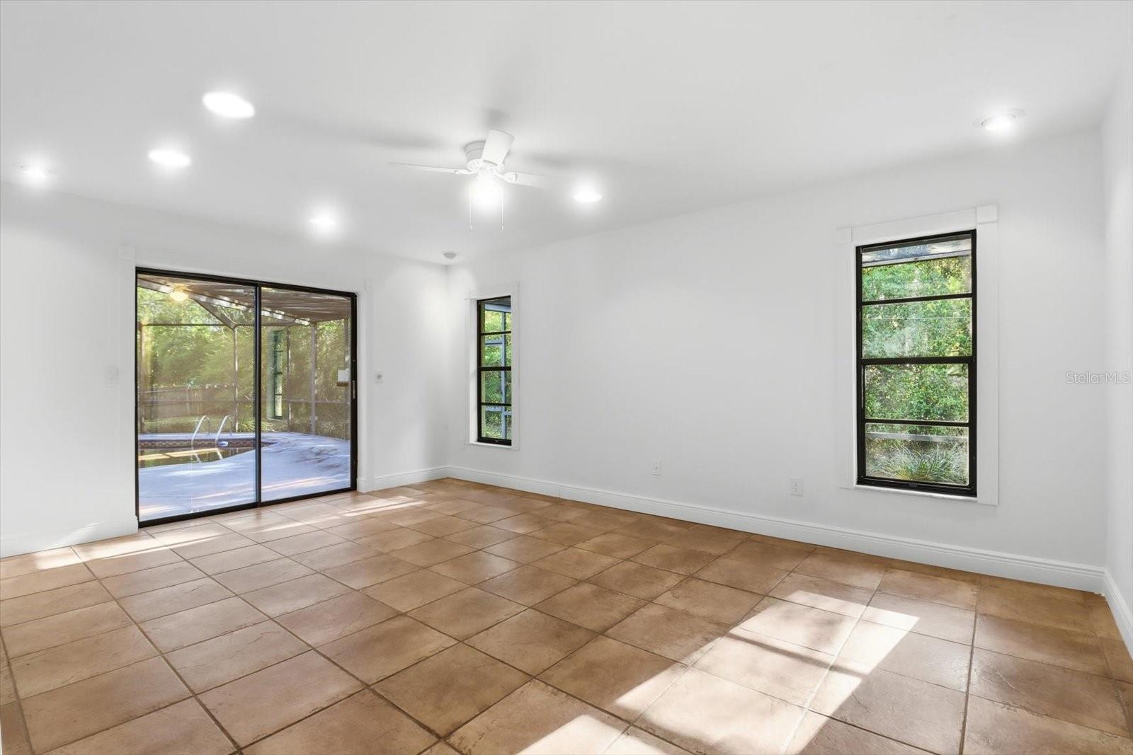 RIVER COUNTRY ESTATES - Residential