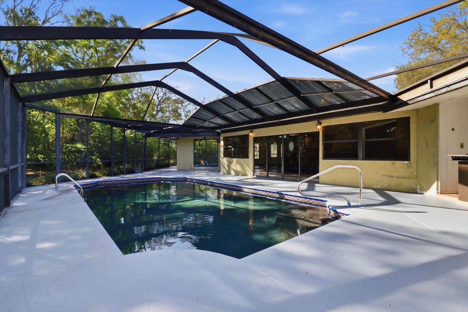RIVER COUNTRY ESTATES - Residential