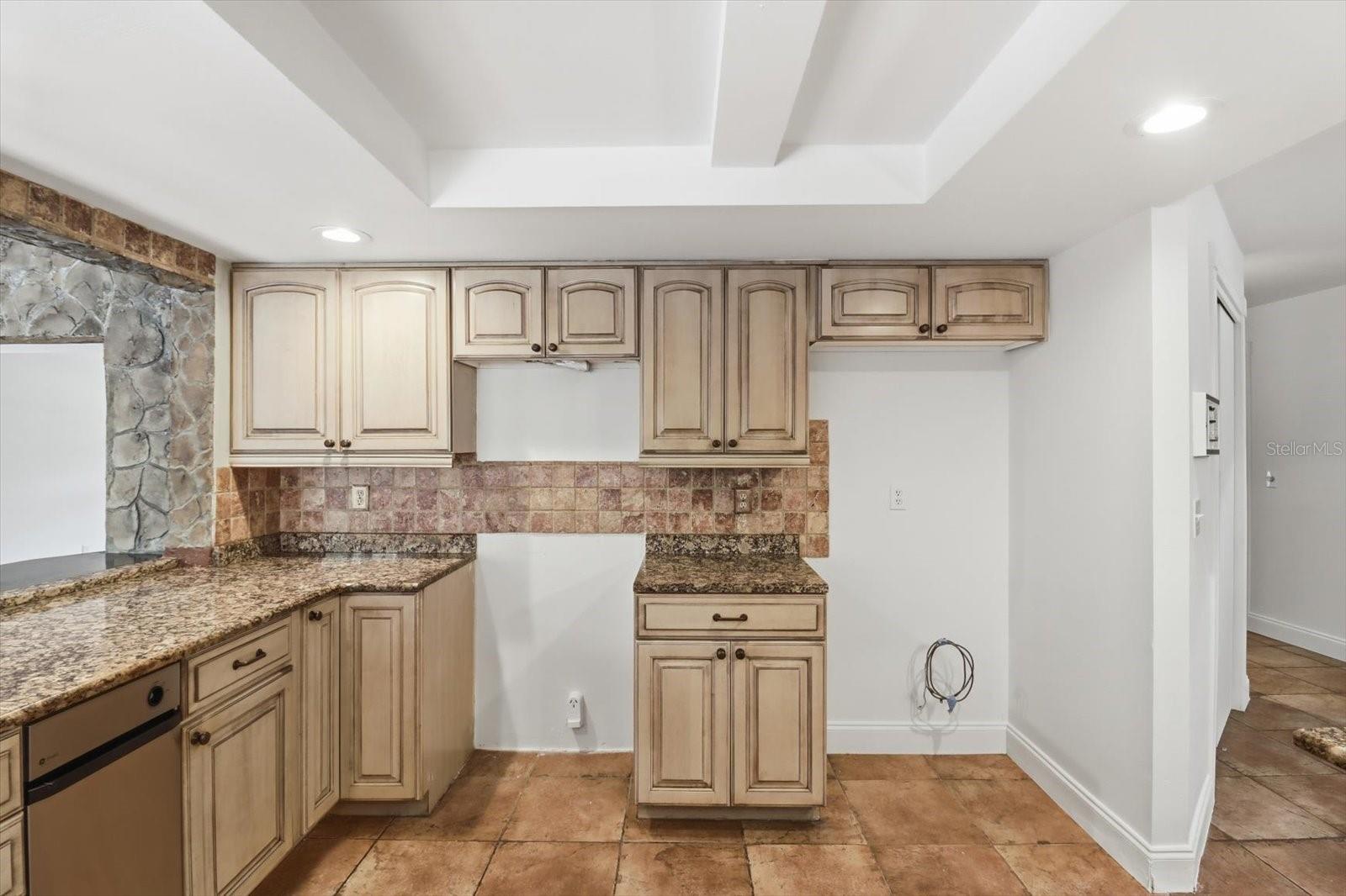 RIVER COUNTRY ESTATES - Residential