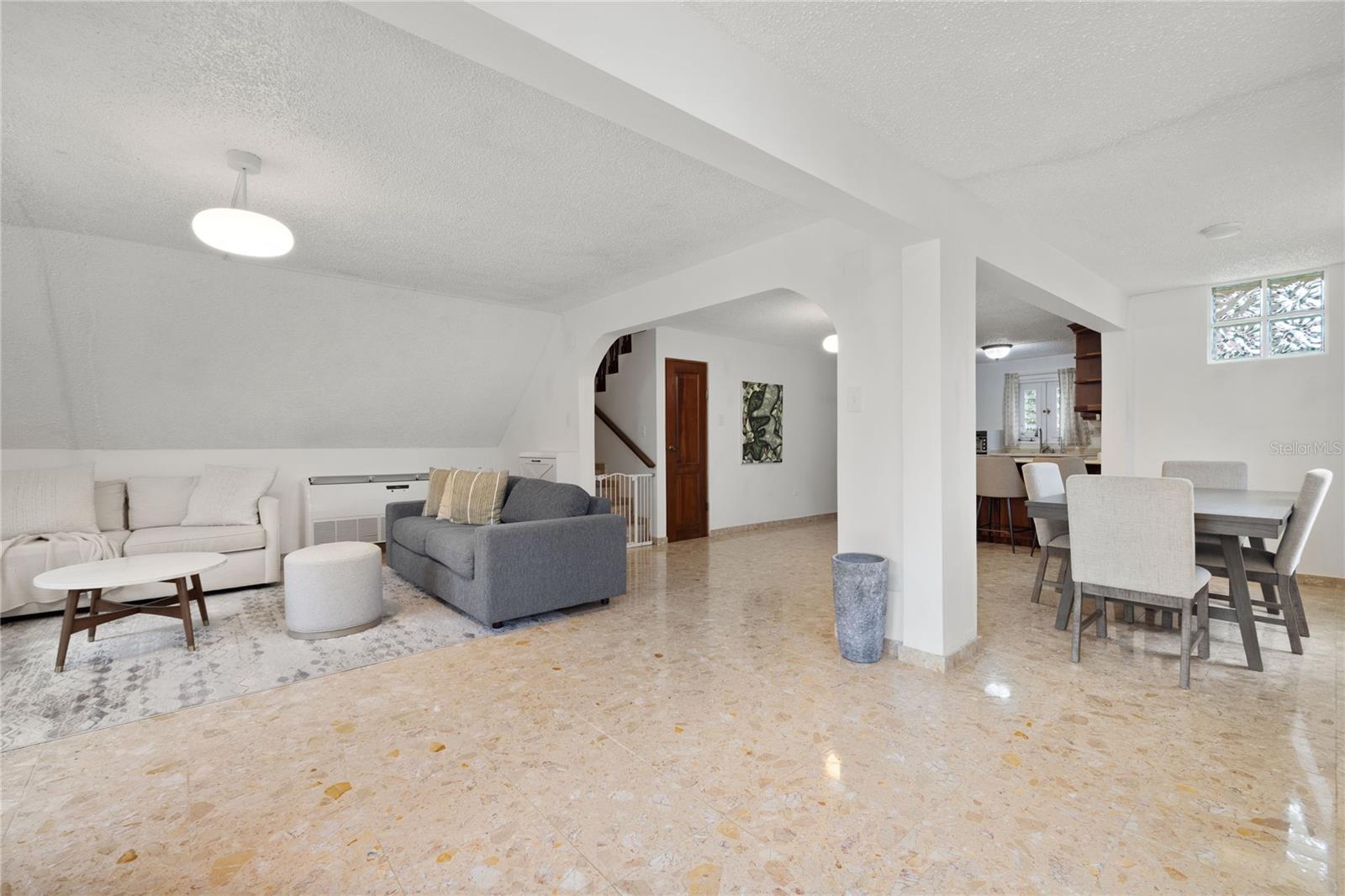 LOMAS DEL SOL - Residential