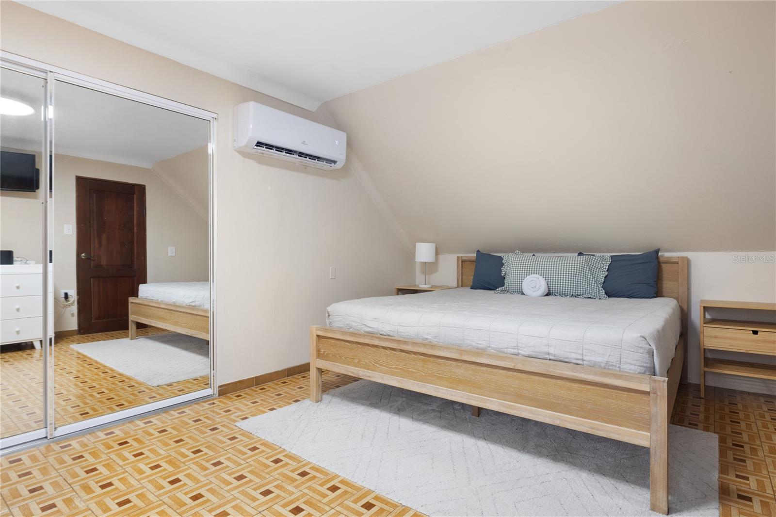 LOMAS DEL SOL - Residential