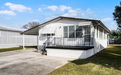 A home in DAVENPORT