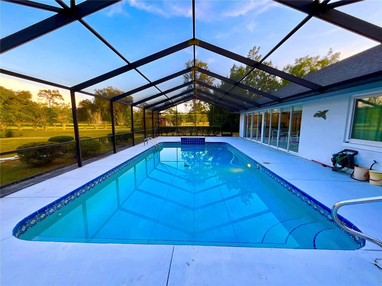 SILVER MDWS NORTH - Residential