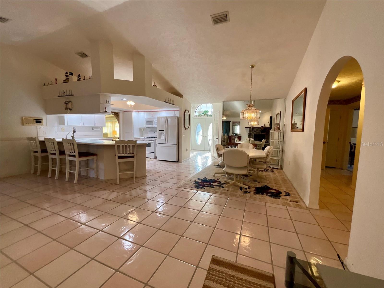 SILVER MDWS NORTH - Residential