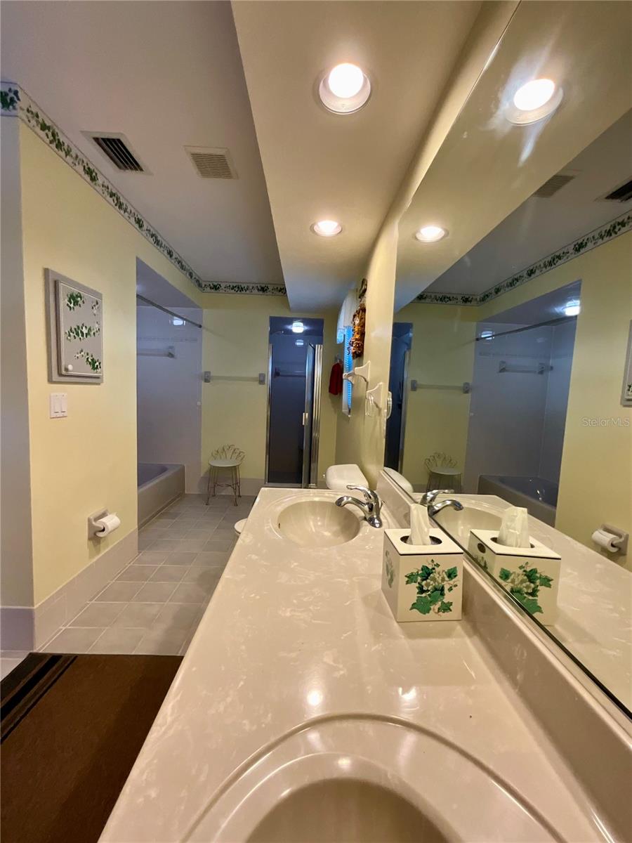 SILVER MDWS NORTH - Residential