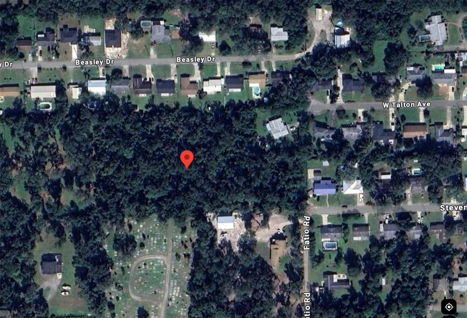 Nice 4.17 acre vacant parcel on a dead end paved road. Mostly wooded, high and dry, country feel but only minutes to town.