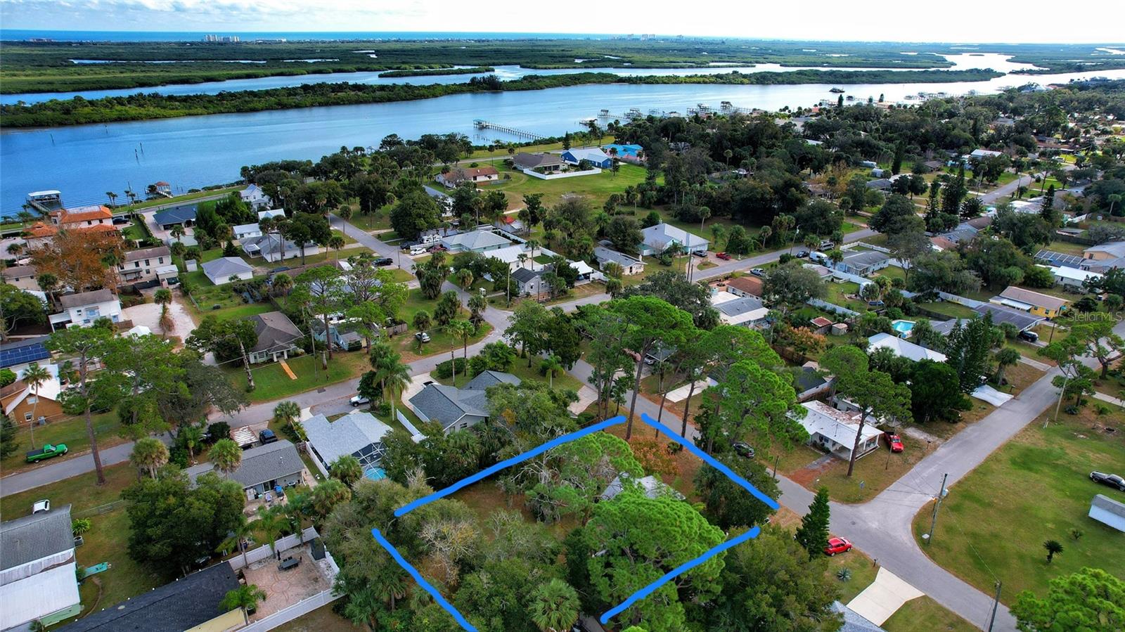 FORSTER RESUB IN HAWKS PARK - Residential