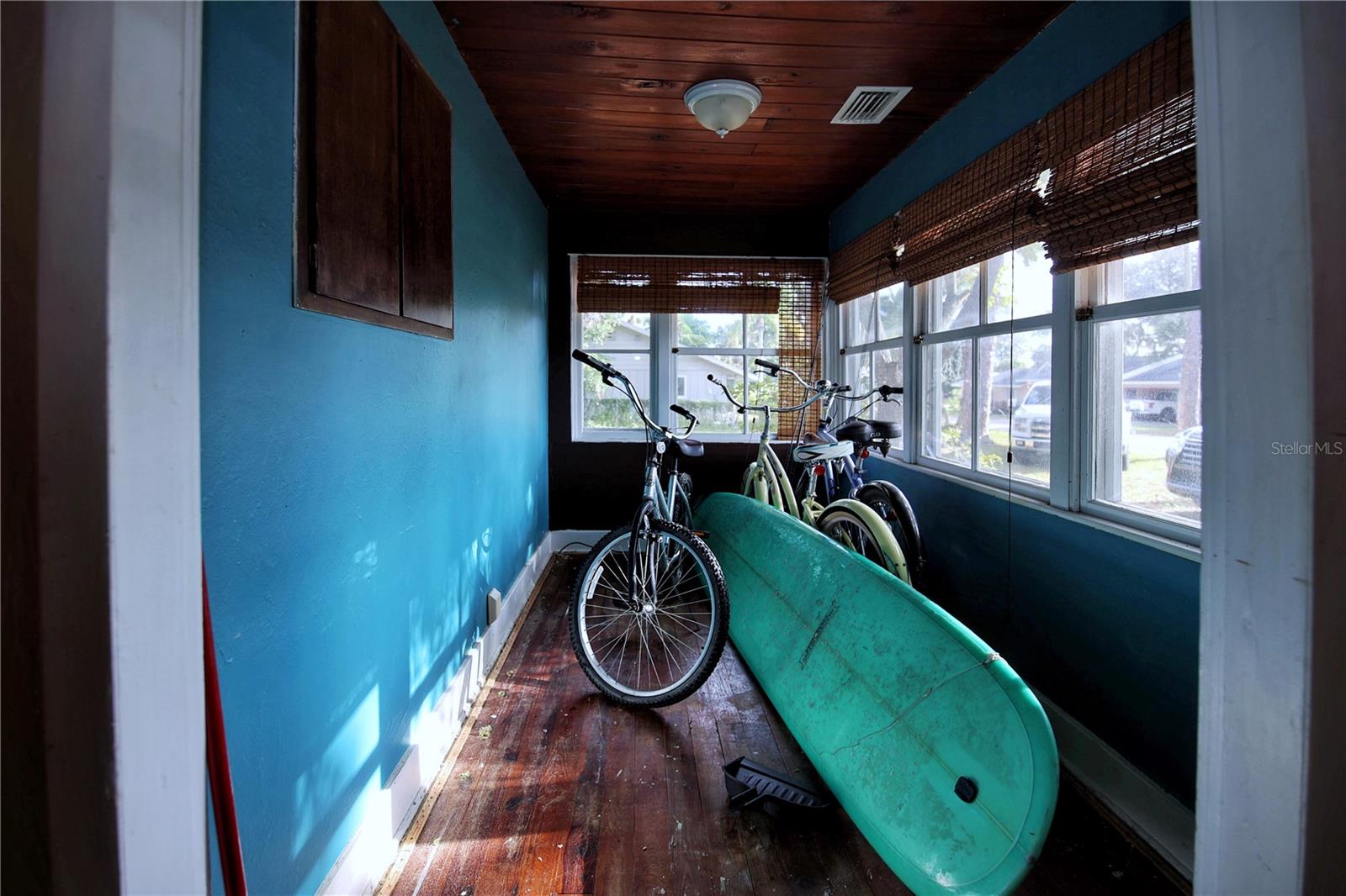 FORSTER RESUB IN HAWKS PARK - Residential