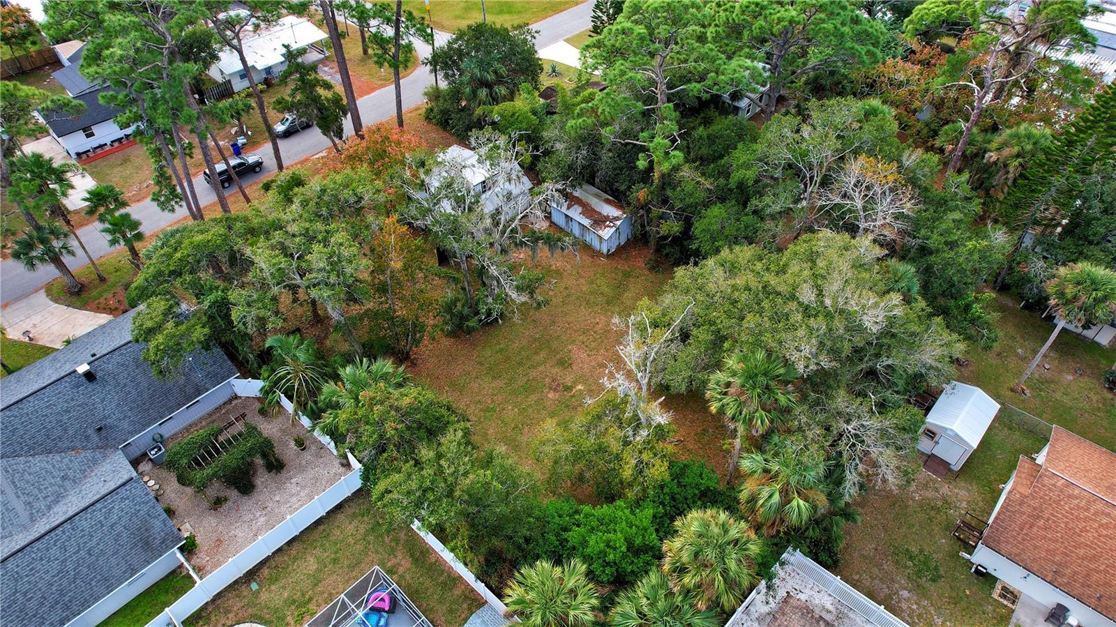 FORSTER RESUB IN HAWKS PARK - Residential