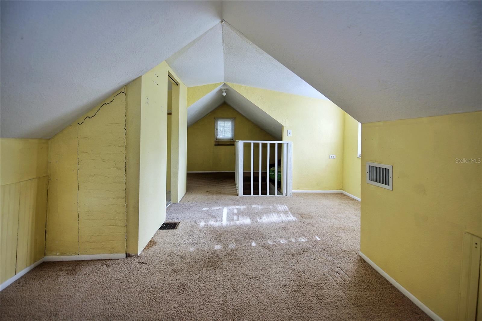 FORSTER RESUB IN HAWKS PARK - Residential