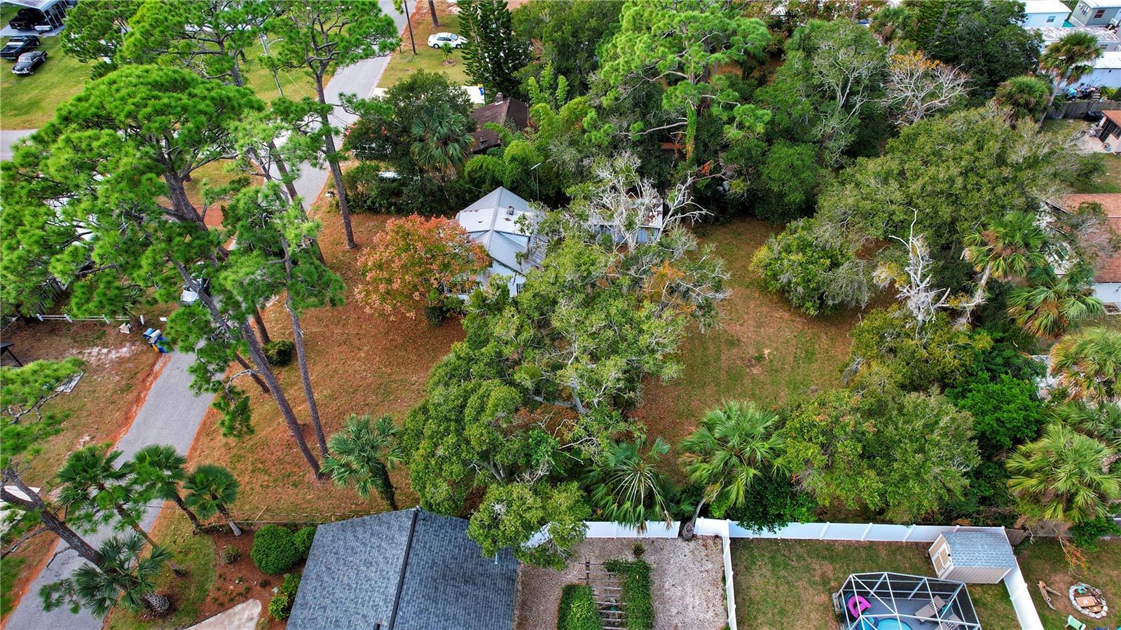 FORSTER RESUB IN HAWKS PARK - Residential